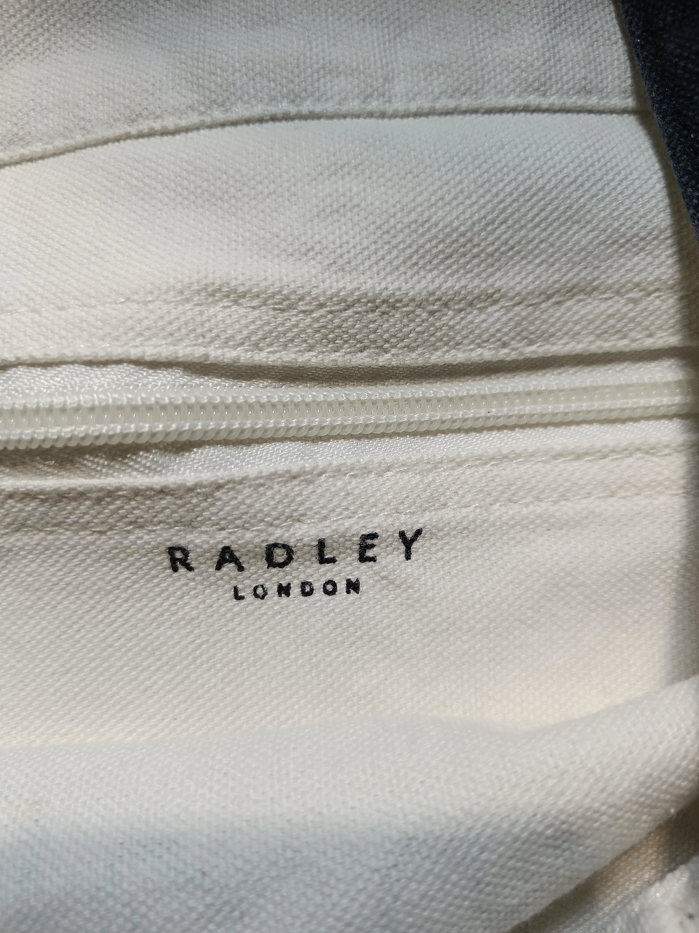 Radley Women's Bag Cream Graphic 100% Cotton Tote - Image 7