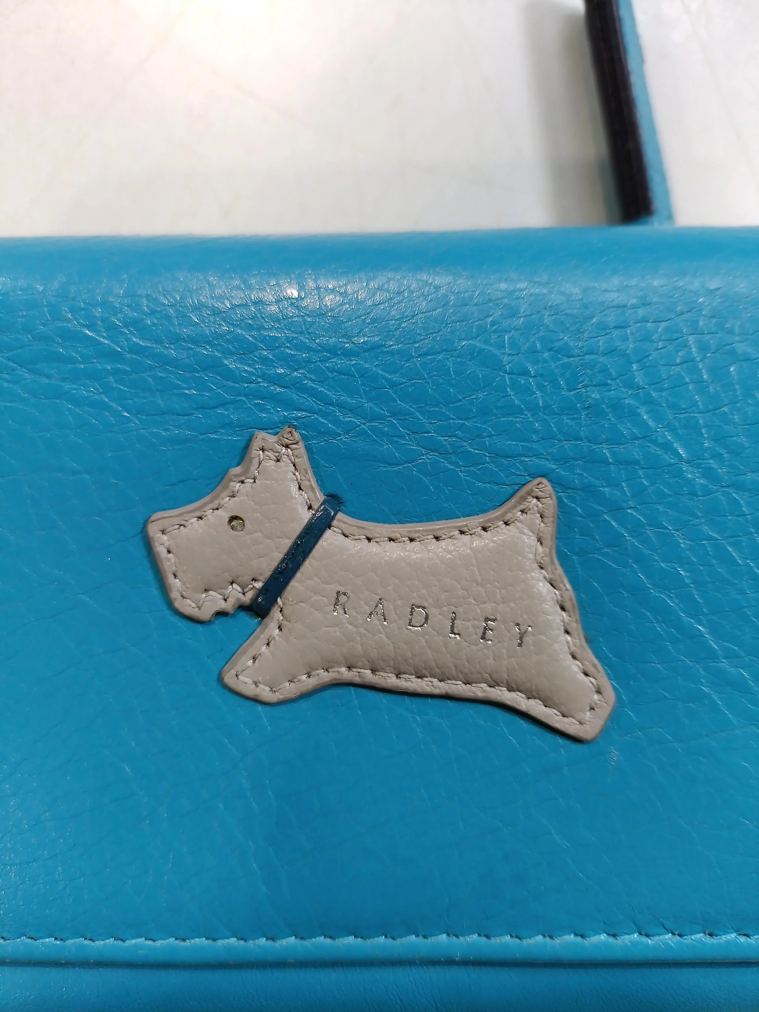 Radley Women's Wallet Blue Graphic 100% Leather - Image 6