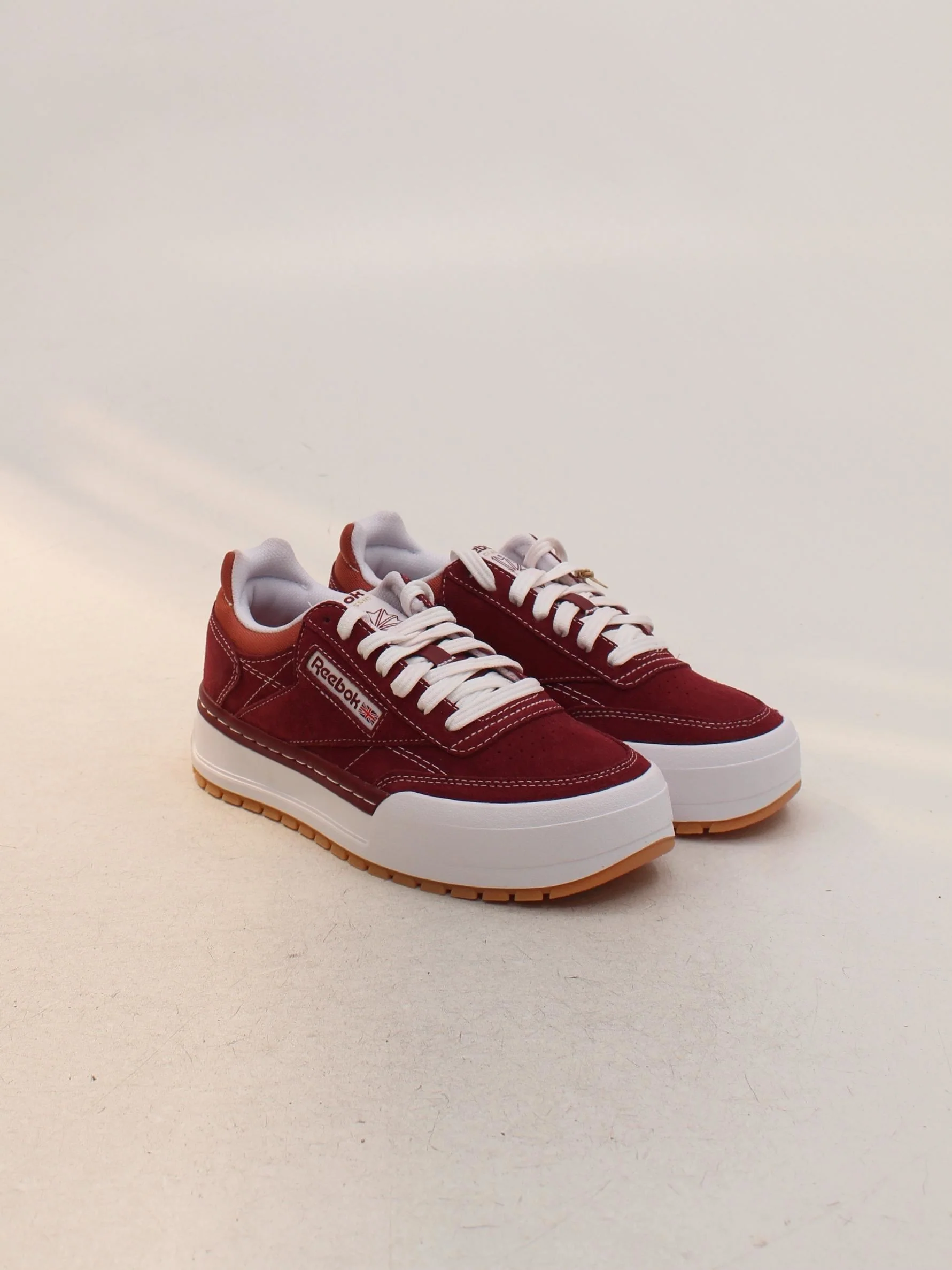 Reebok Women's Trainers UK3.5 US4.5 in Red - Image 4