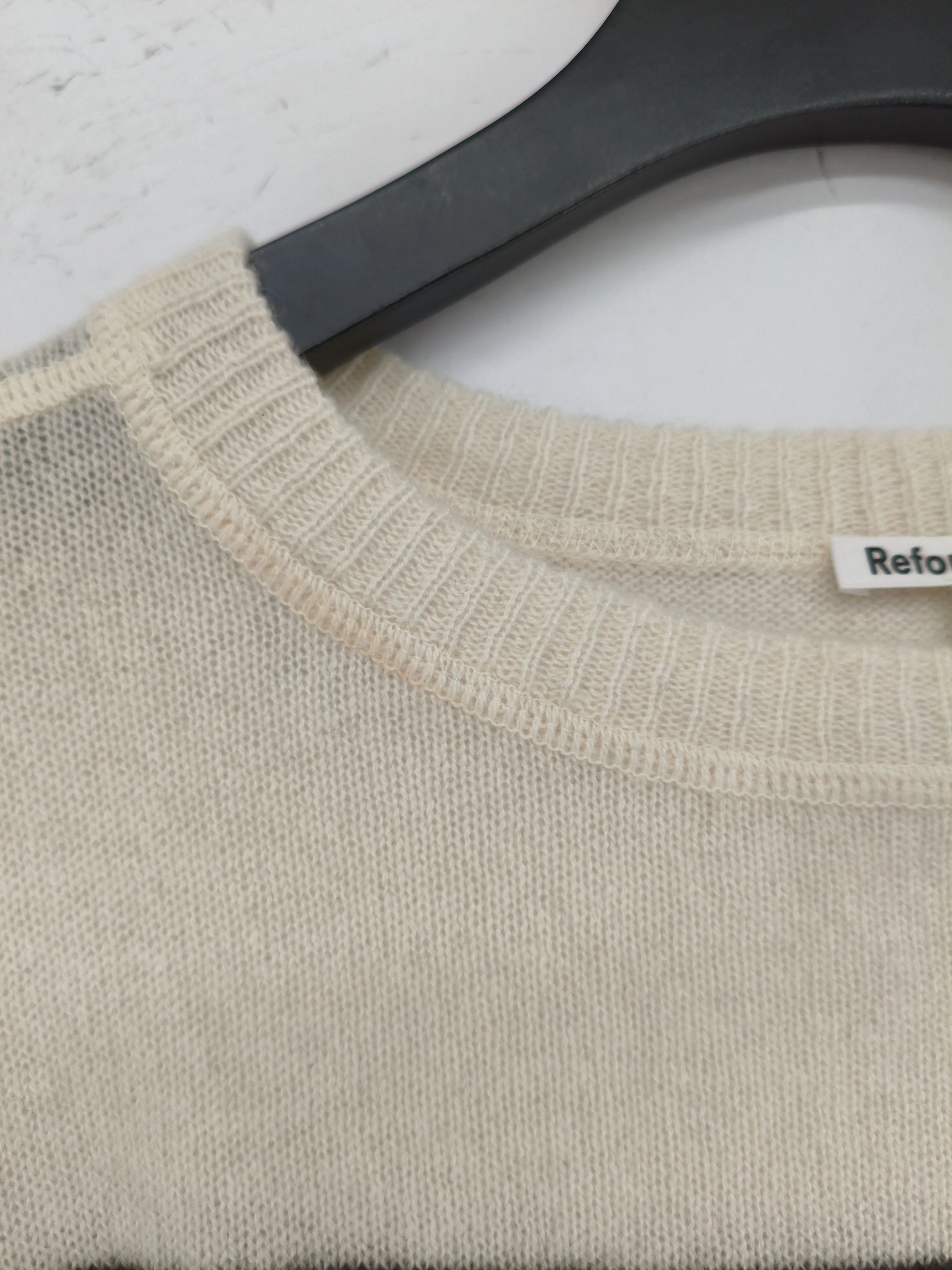 Reformation Women's Jumper S Cream Striped 100% Cashmere Crew Neck Pullover - Image 5