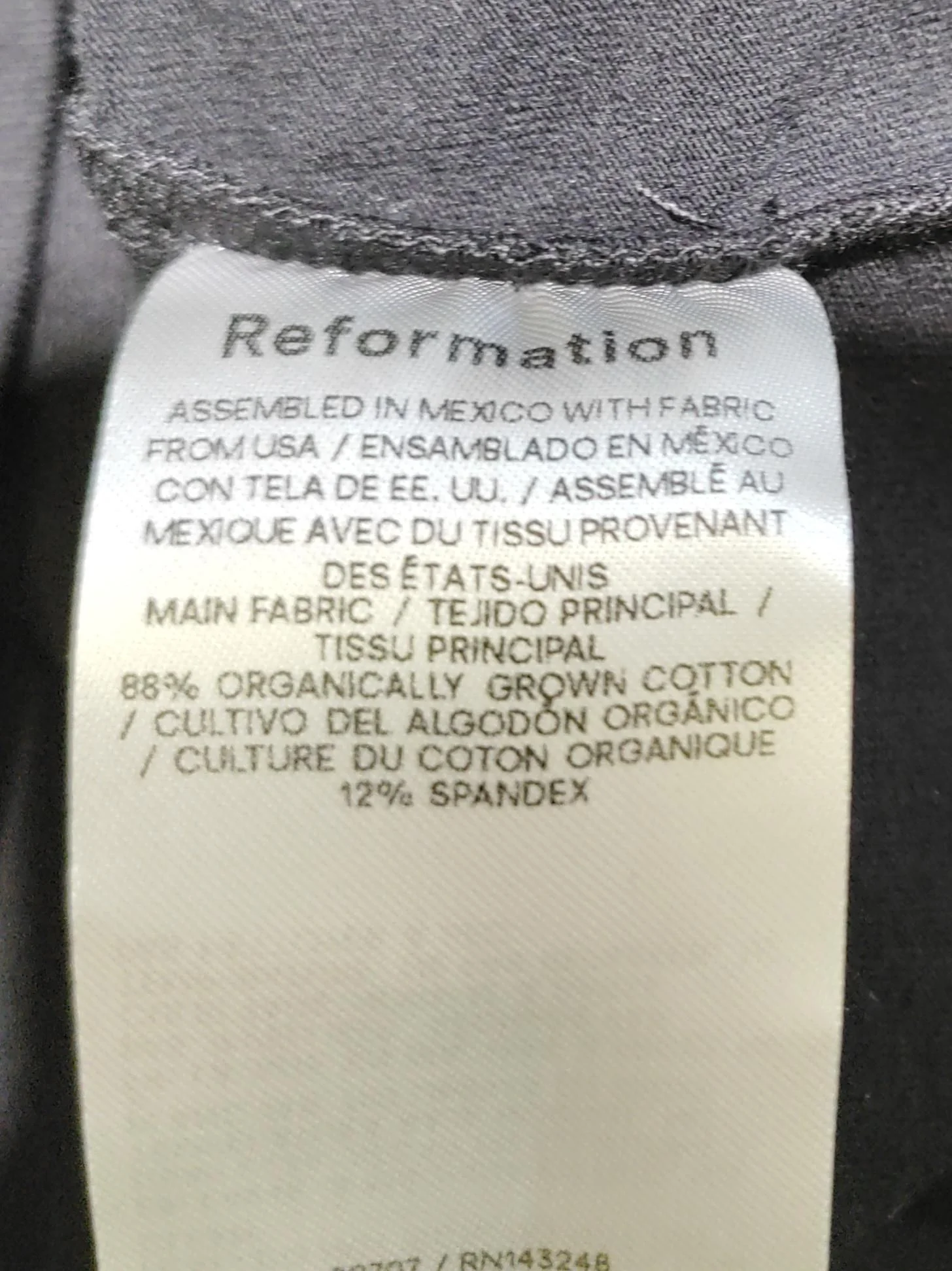 Reformation Women's Top M Black Cotton with Spandex Long Sleeve V-Neck Basic - Image 6