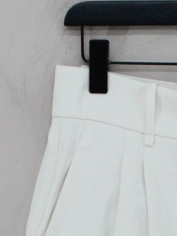 Reiss Women's Shorts UK 12 Cream Viscose with Polyester Mom - Image 4