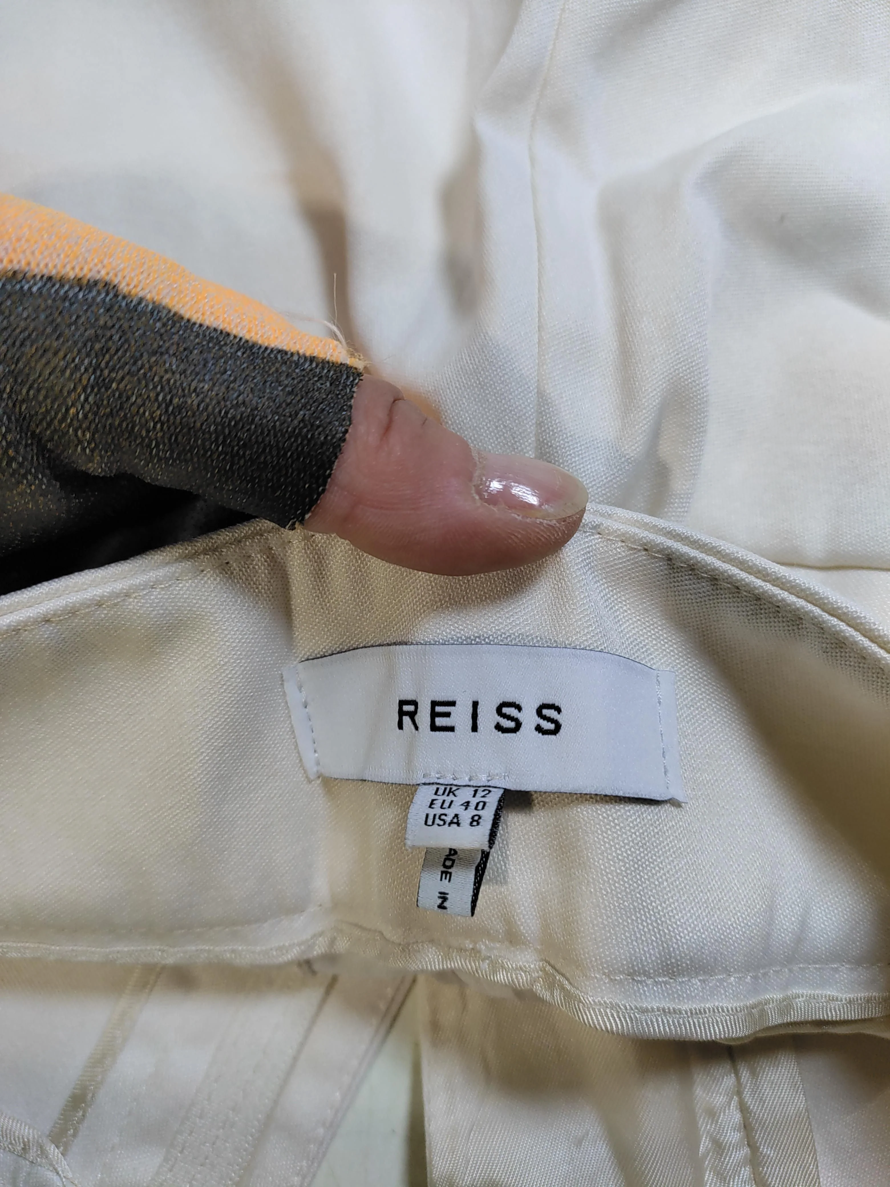 Reiss Women's Shorts UK 12 Cream Viscose with Polyester Mom - Image 5