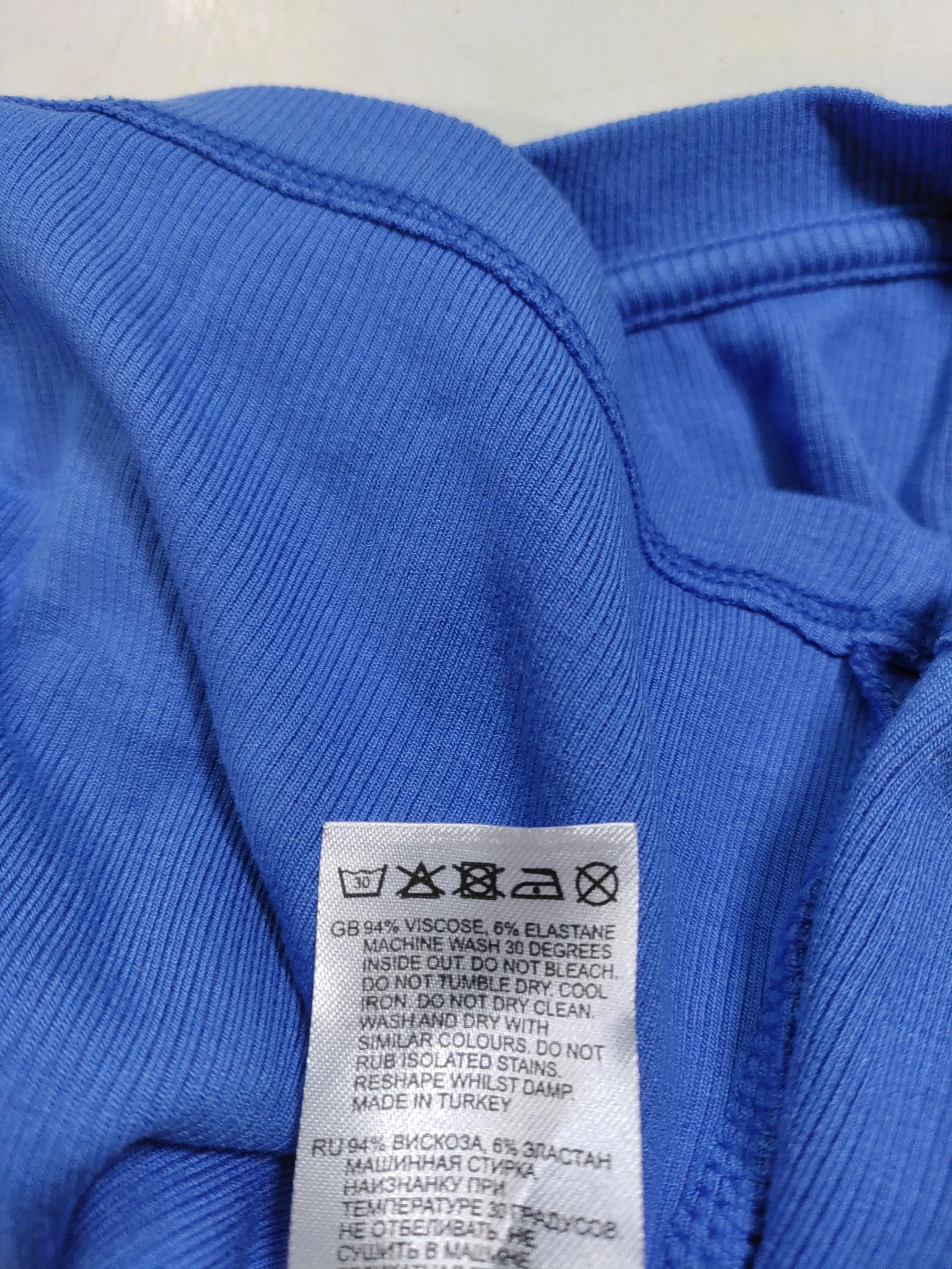 Reiss Women's Top S Blue Viscose with Elastane Sleeveless V-Neck Basic - Image 6