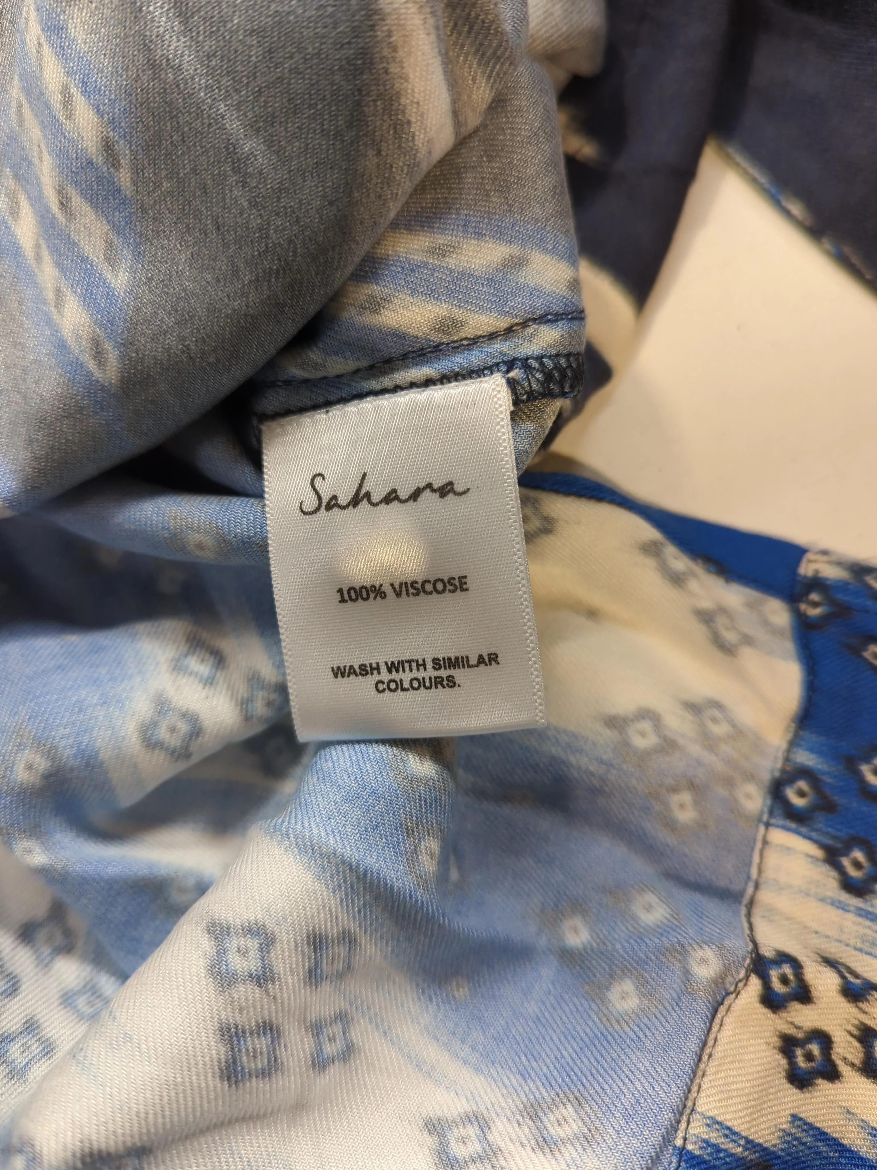 Sahara Women's Top M Blue Geometric 100% Viscose 3/4 Sleeve Round Neck Basic - Image 6