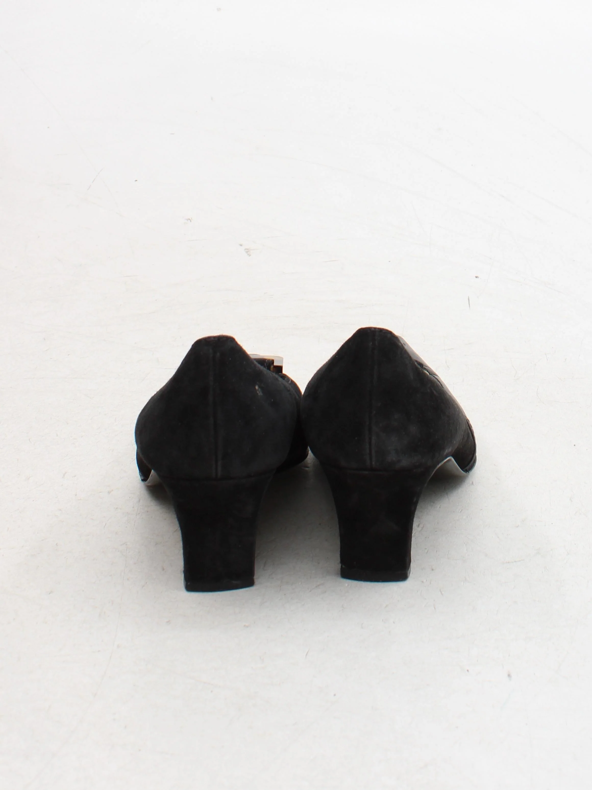 Salvatore Ferragamo Women's Heels UK 10.5 Black Leather with Suede Court - Image 3