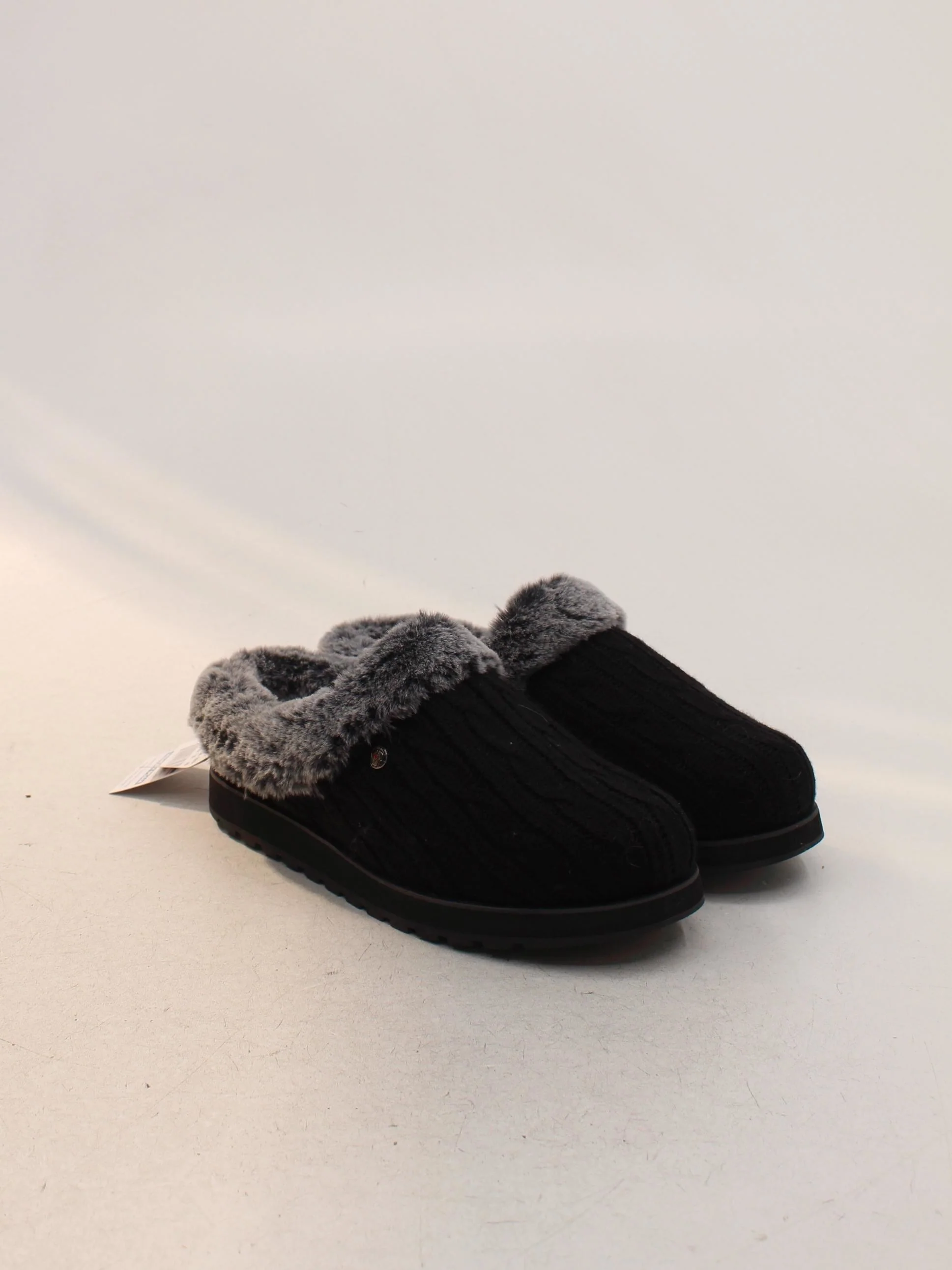 Skechers Women's Flat Shoes UK 7 Black Other with Faux Fur Slider - Image 4
