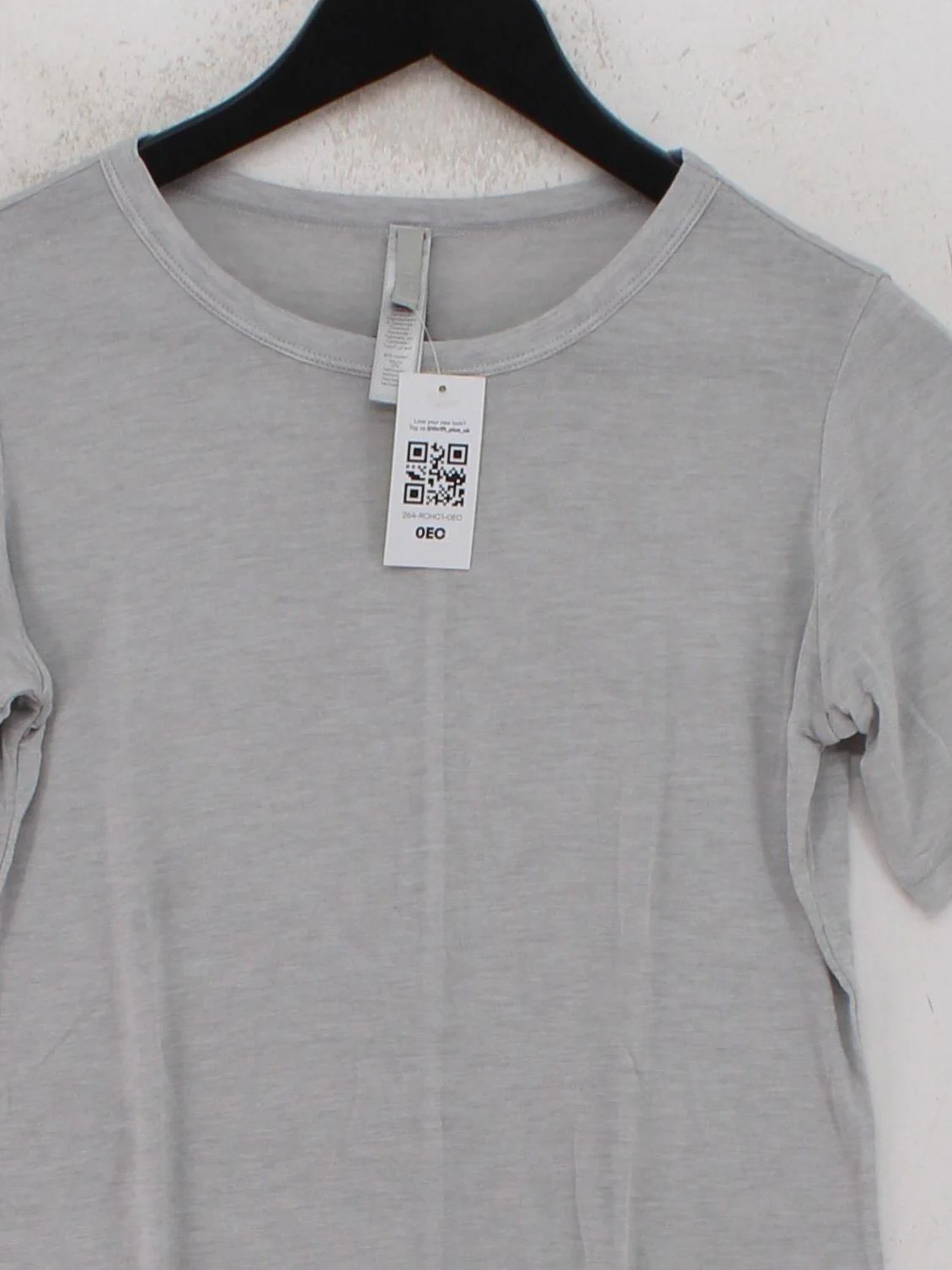 Skims Women's T-Shirt M Grey Lyocell Modal with Cashmere Basic - Image 3