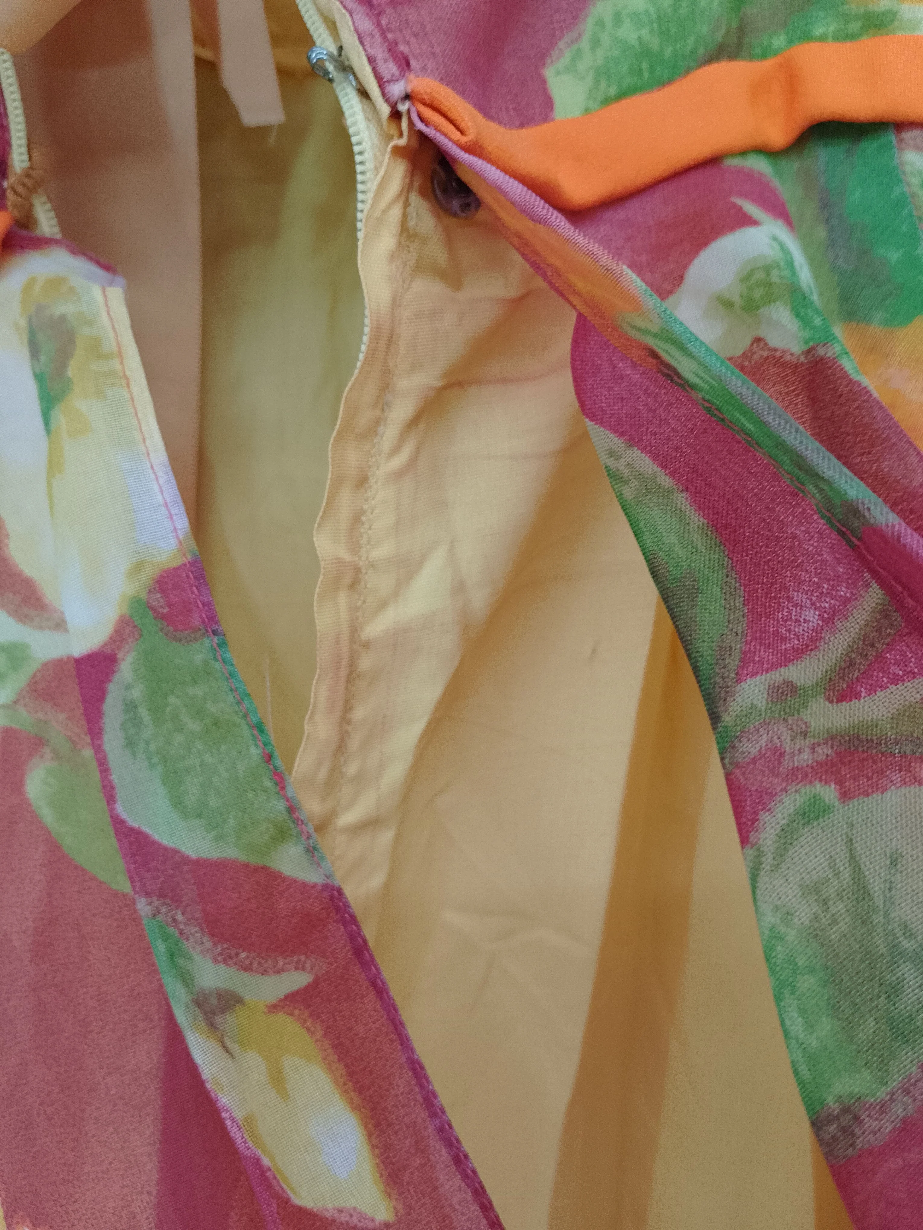 Susan Small Maxi Dress UK14 in Multi - Image 6