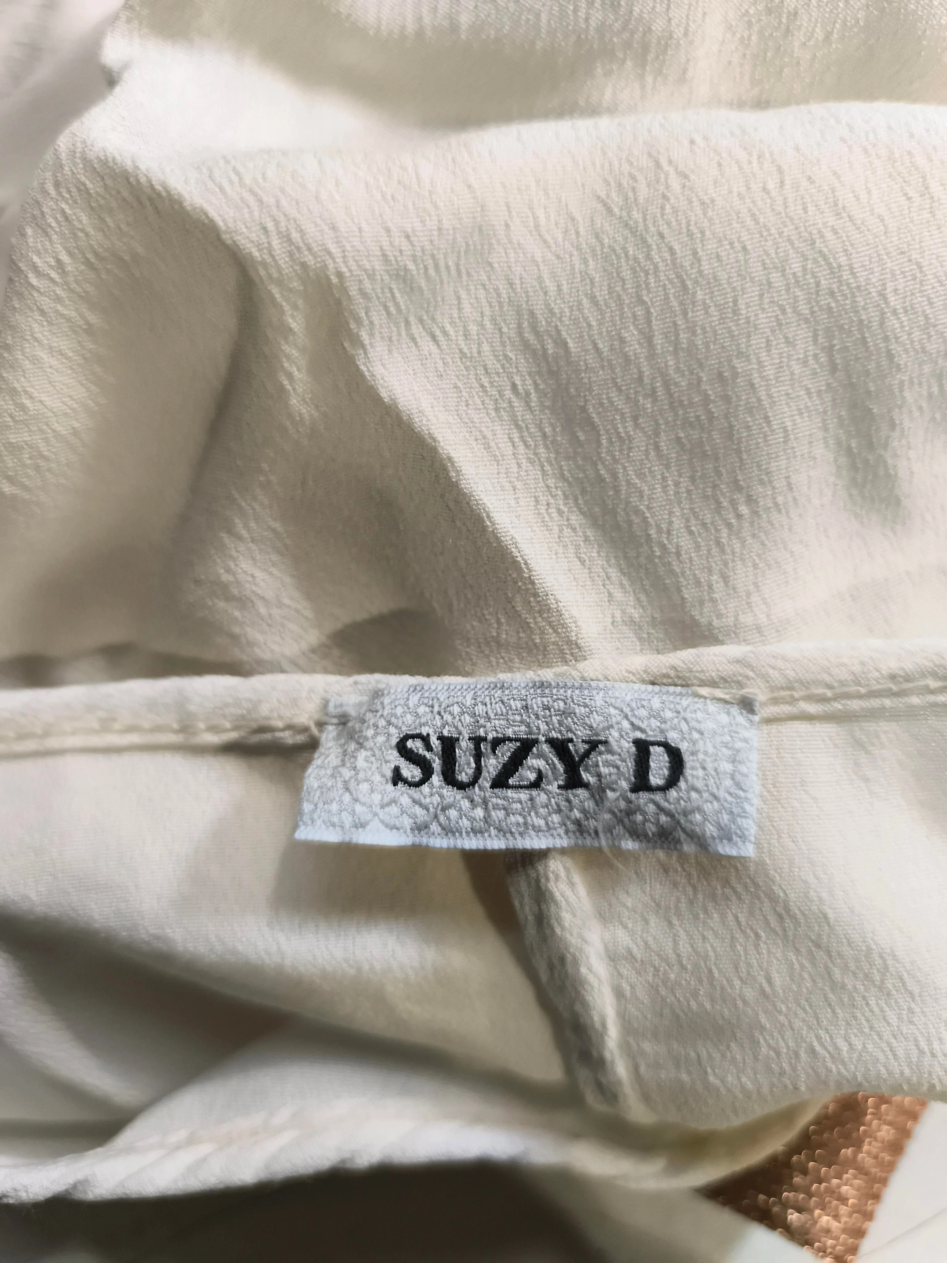 Suzy D Women's Blouse M Cream Viscose with Elastane 3/4 Sleeve Round Neck Basic - Image 5