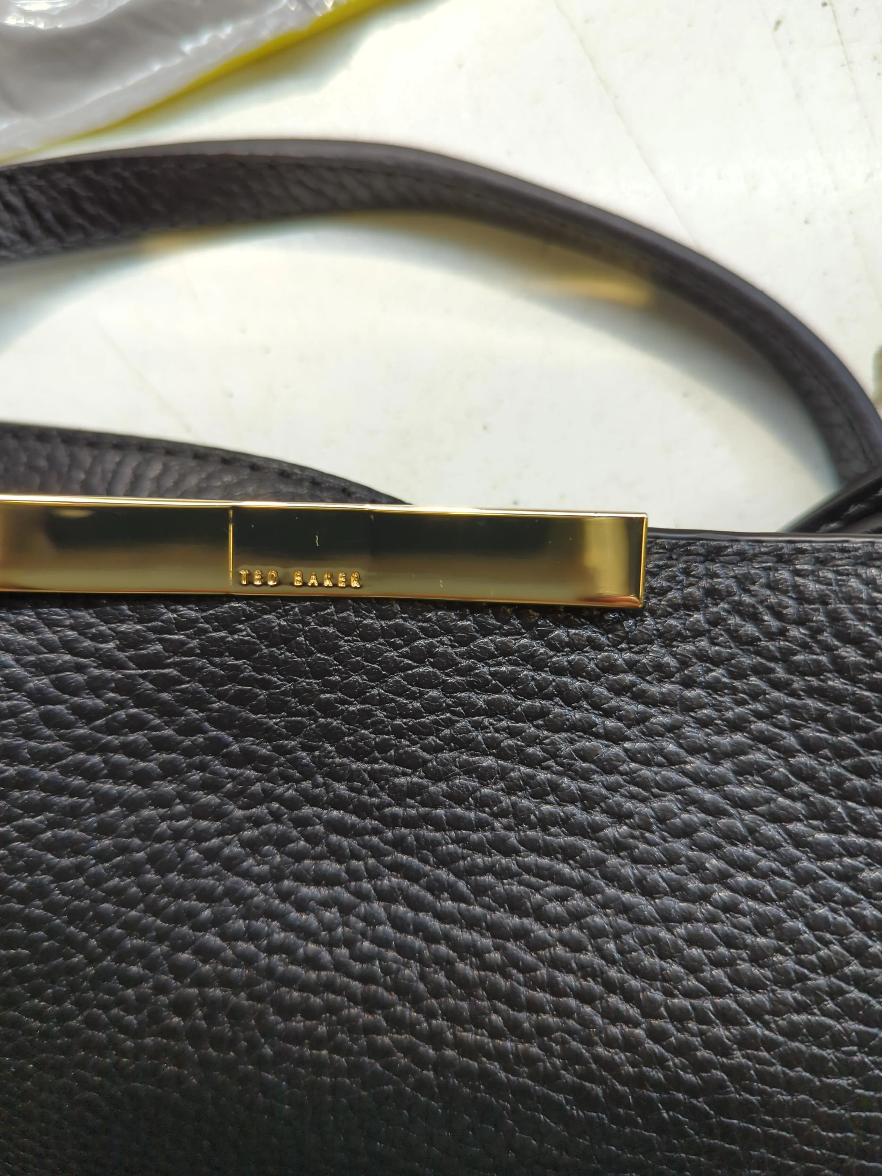 Ted Baker Women's Bag Black 100% Leather Tote - Image 5