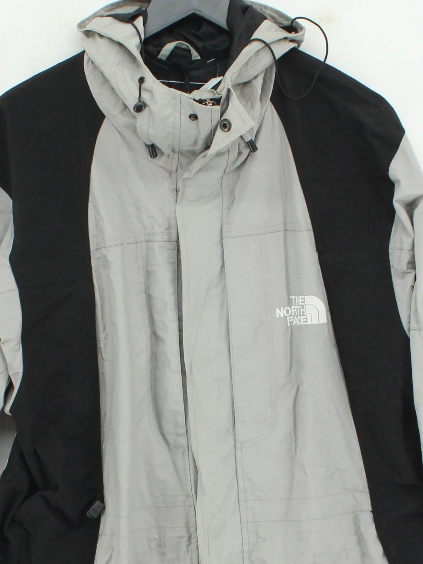 The North Face Skiwear jacket grey - Image 3