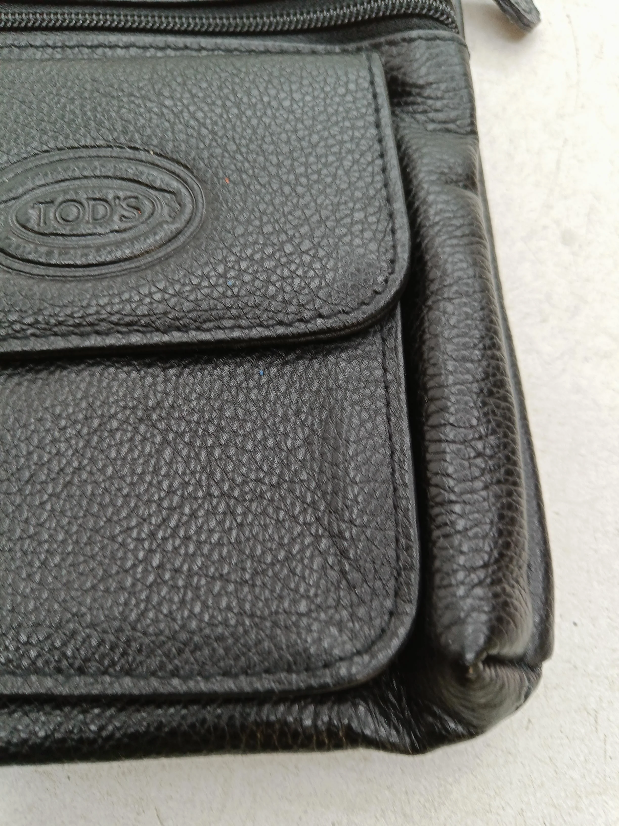 Tod's Men's Bag Black 100% Leather Belt Bag & Waist Pack - Image 3