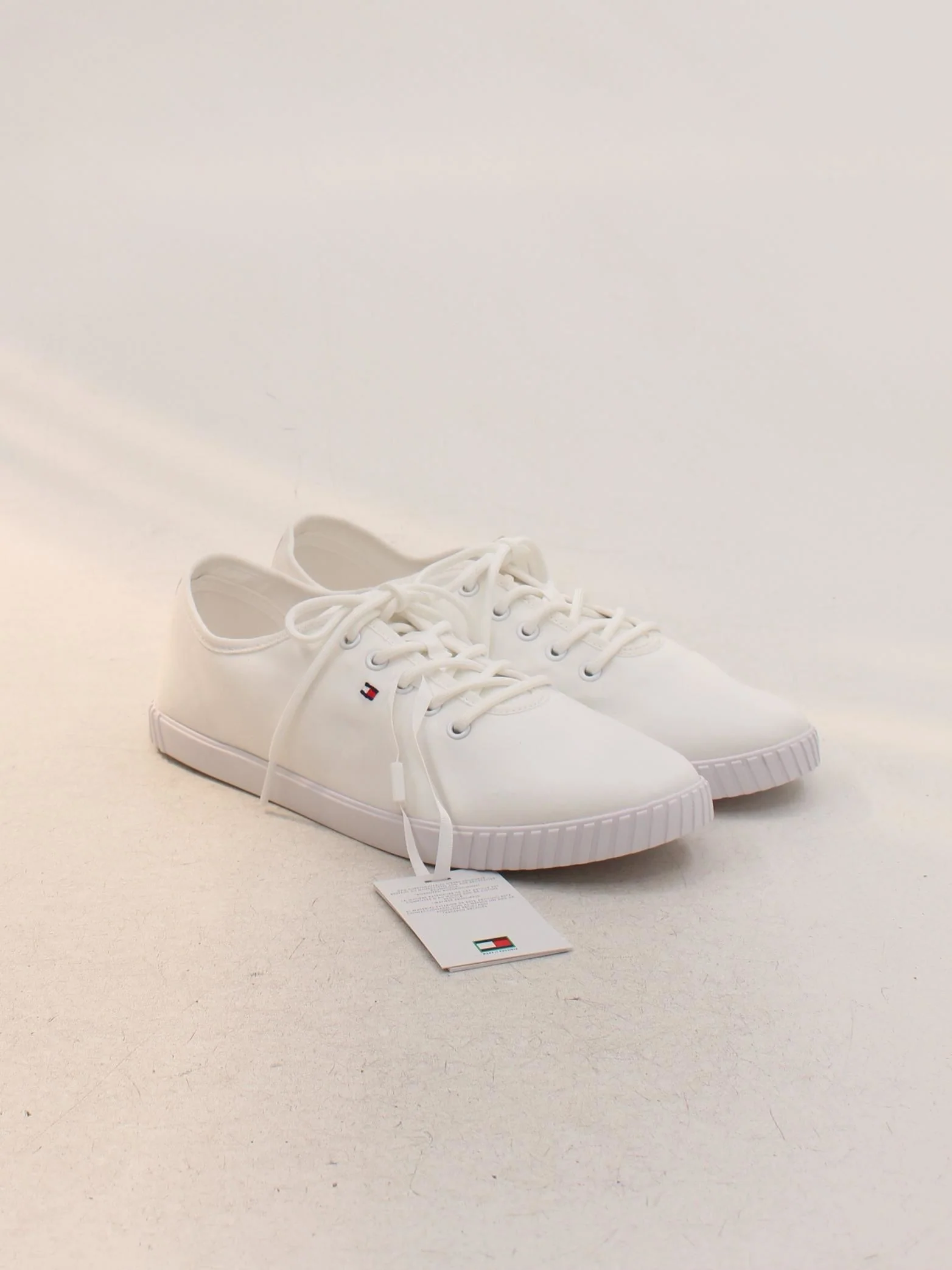 Tommy Hilfiger CANVAS LACE UP SNEAKER... Women's Trainers UK6 EU39 US8.5 in White - Image 4