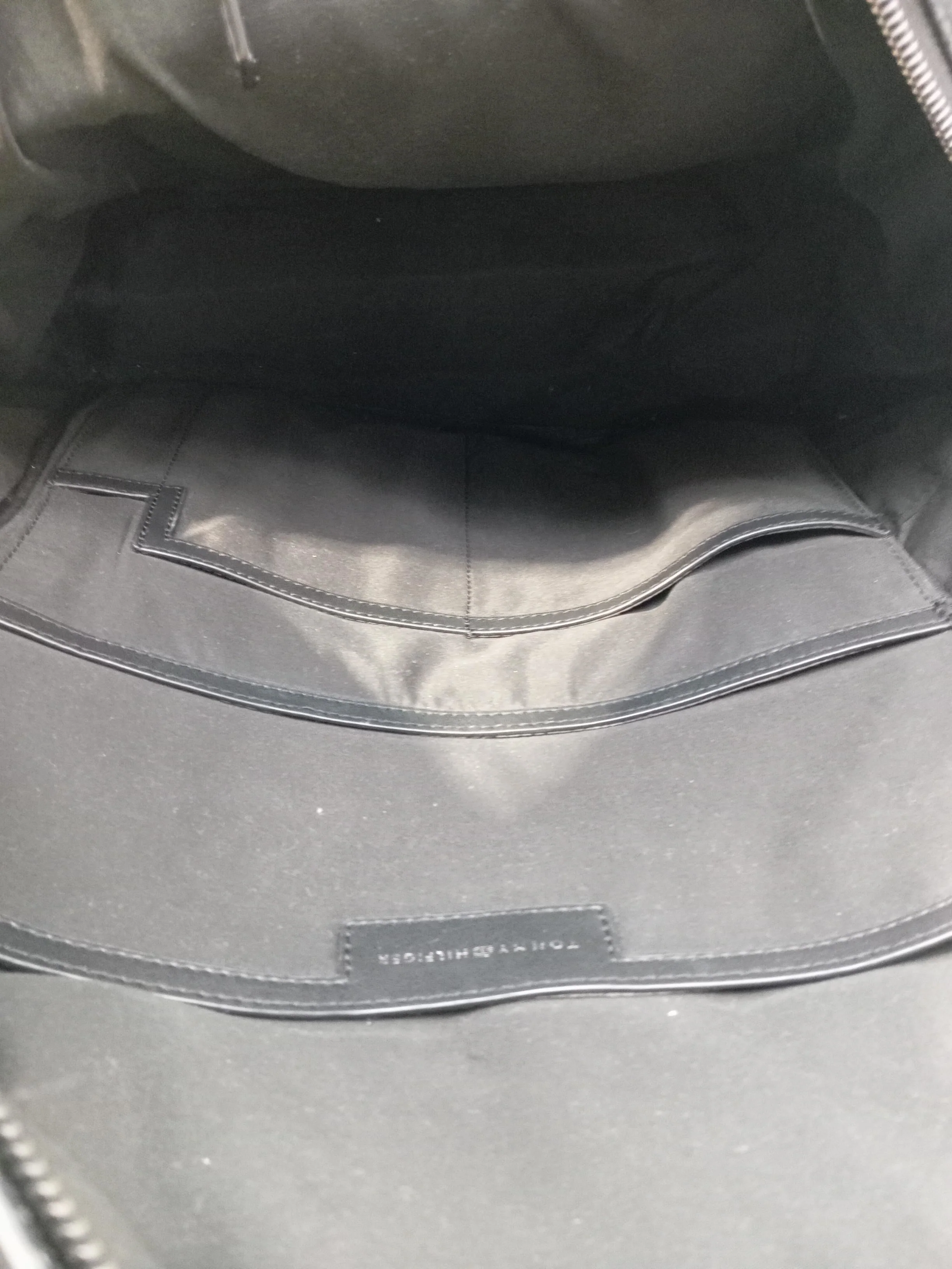 Tommy Hilfiger Men's Bag Black Other with Leather Backpack - Image 4