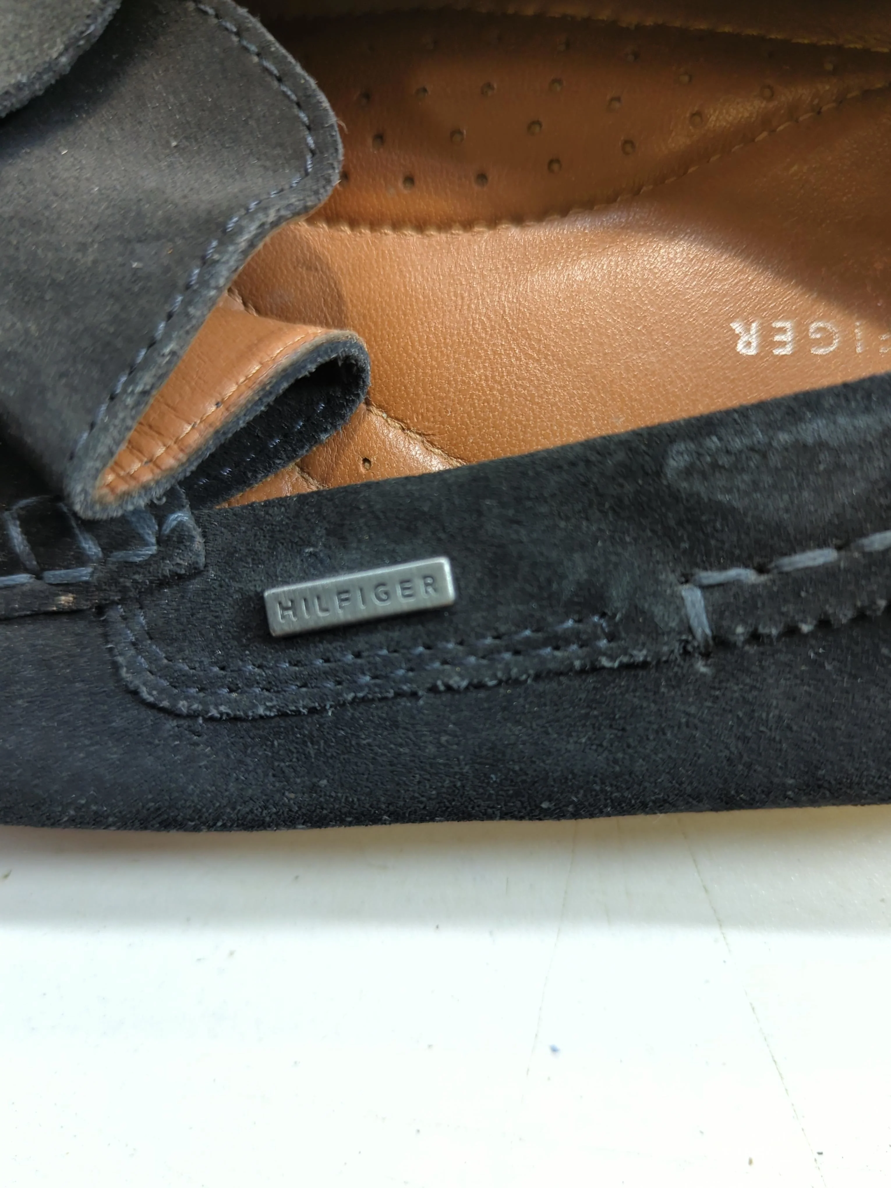Tommy Hilfiger Men's Shoes UK 8 Black 100% Suede Loafer - Image 9