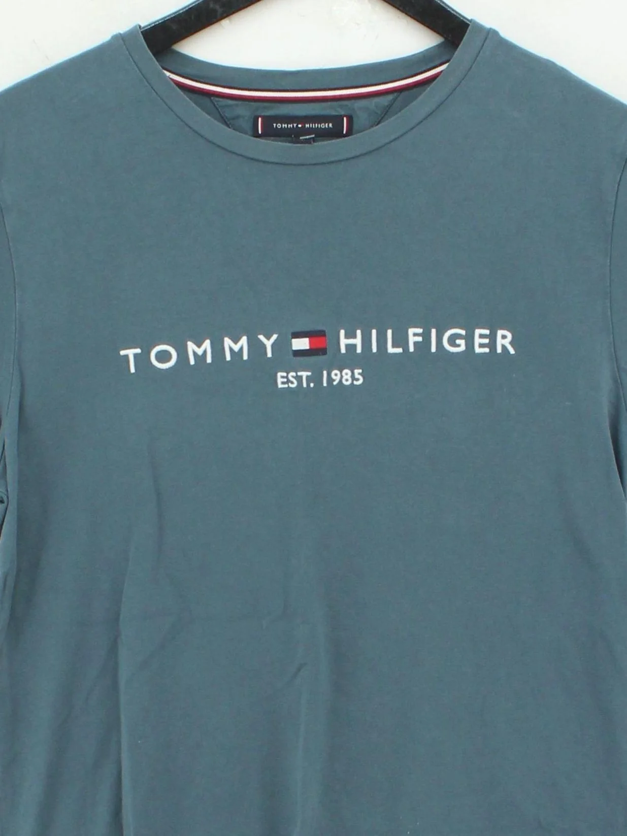 Tommy Hilfiger Men's T-Shirt M Blue Graphic 100% Cotton Basic - Image 3