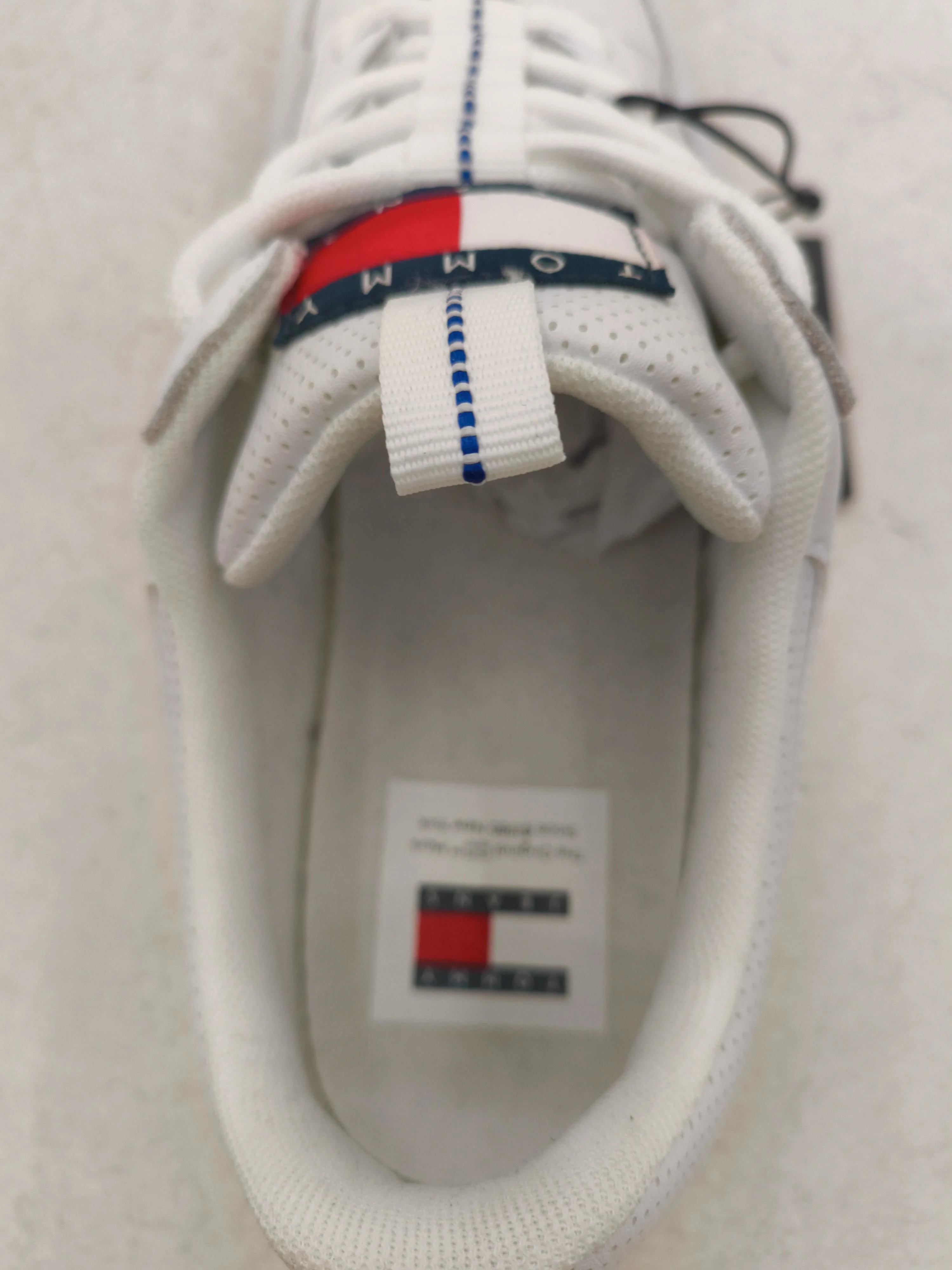 Tommy Jeans FLEXI RUNNER Women's Trainers EM0EM01409 UK8 in White - Image 5