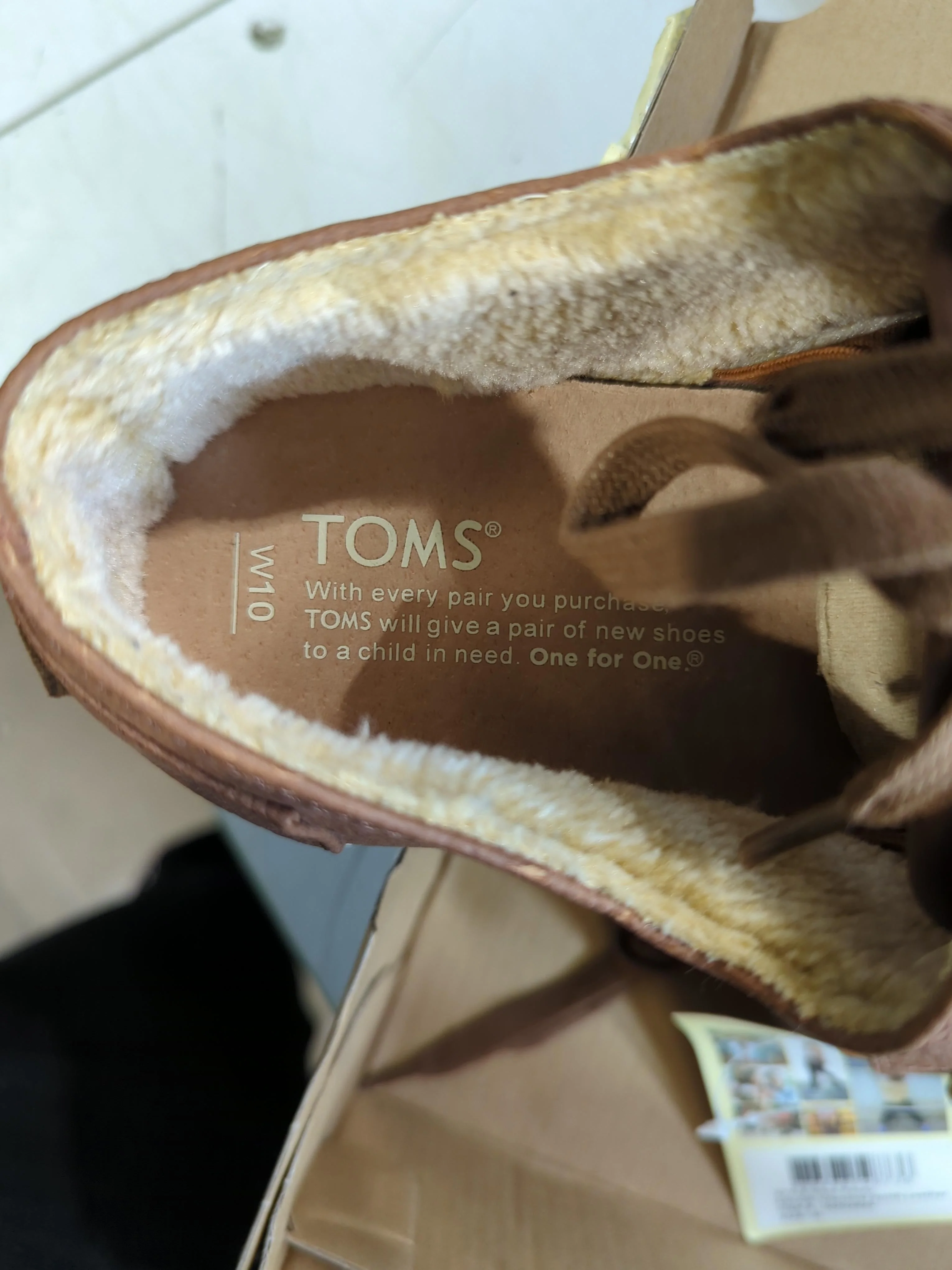 Toms Men's Shoes UK 8 Brown Suede with Faux Fur Sneaker - Image 8