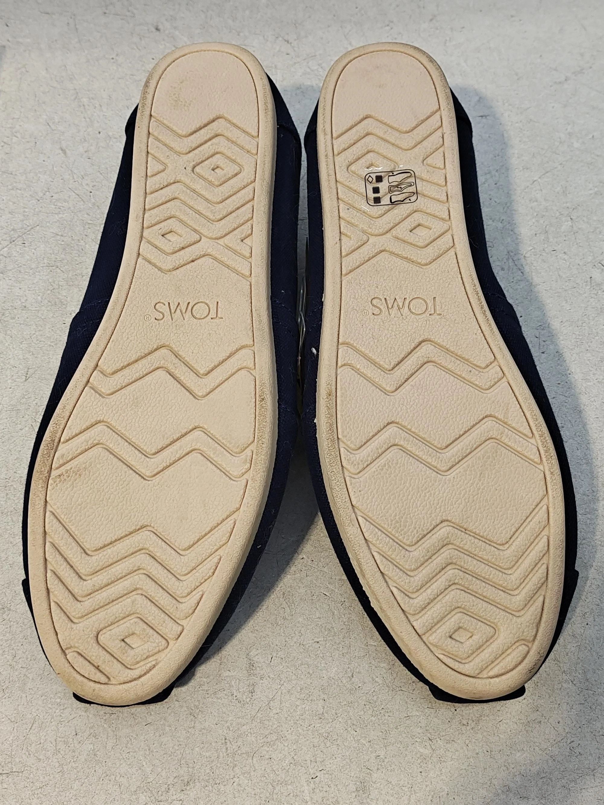 Toms Women's Flat Shoes UK 8 Blue Geometric 100% Cotton Loafer - Image 7
