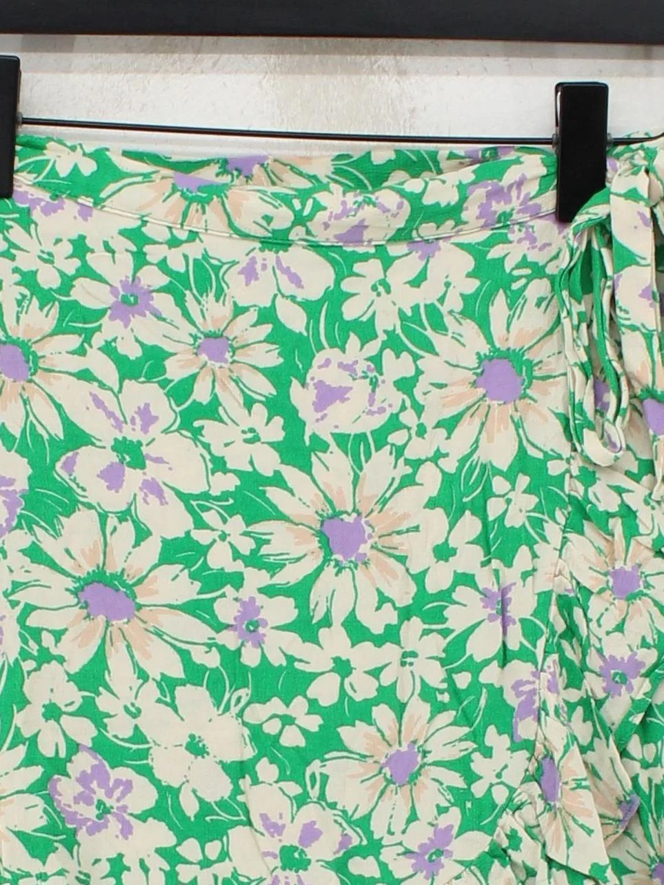 Topshop Women's Mini Skirt UK 10 Green Floral 100% Viscose Short Mini - Image 3