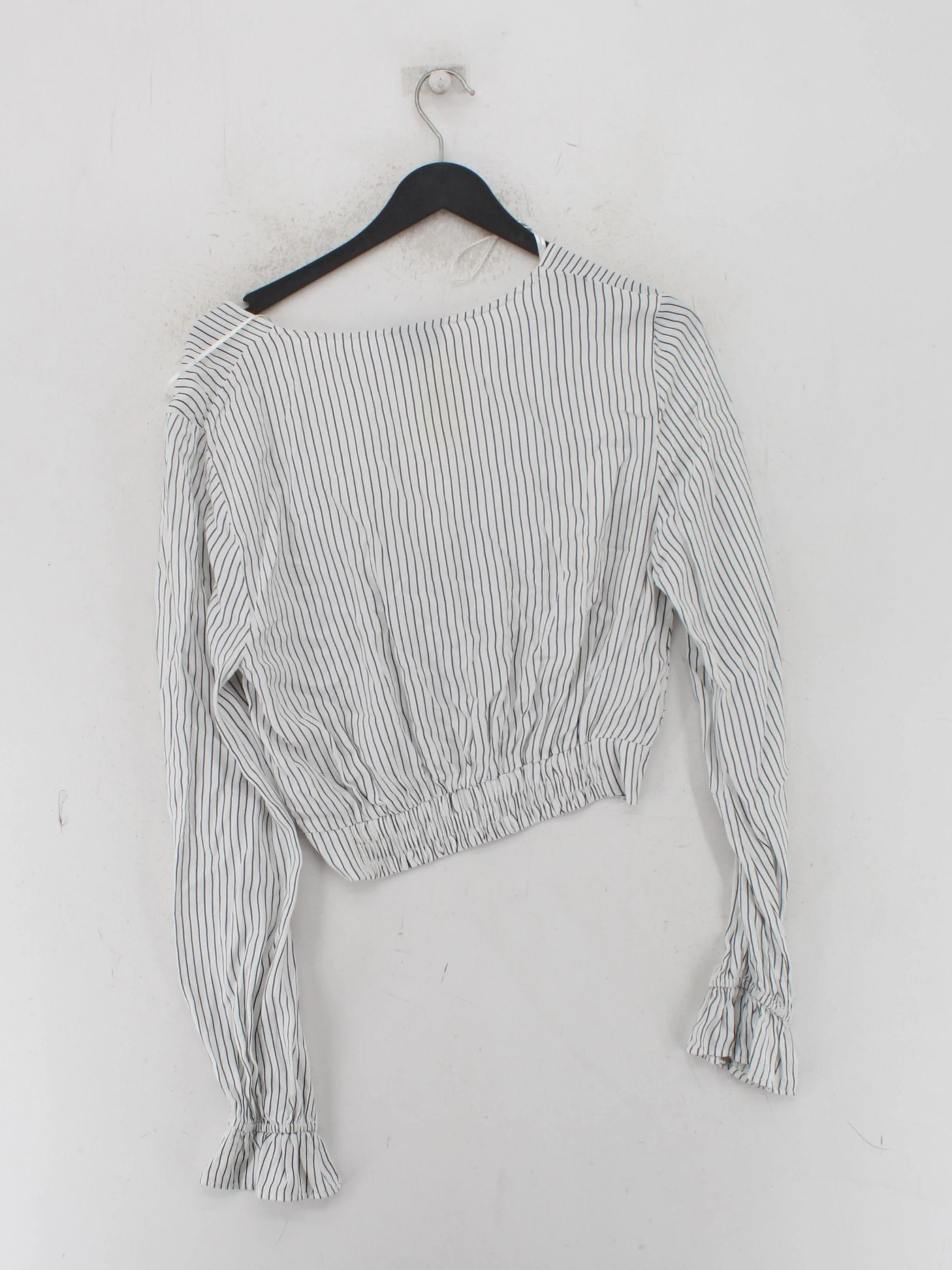 Topshop Women's Top UK 10 White Striped 100% Viscose Long Sleeve V-Neck Cropped - Image 2