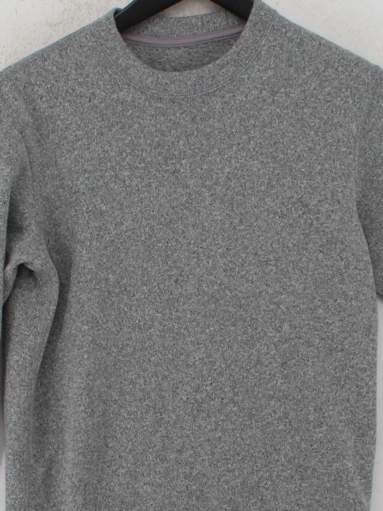Uniqlo Men's Hoodie XS Grey 100% Polyester Pullover - Image 3