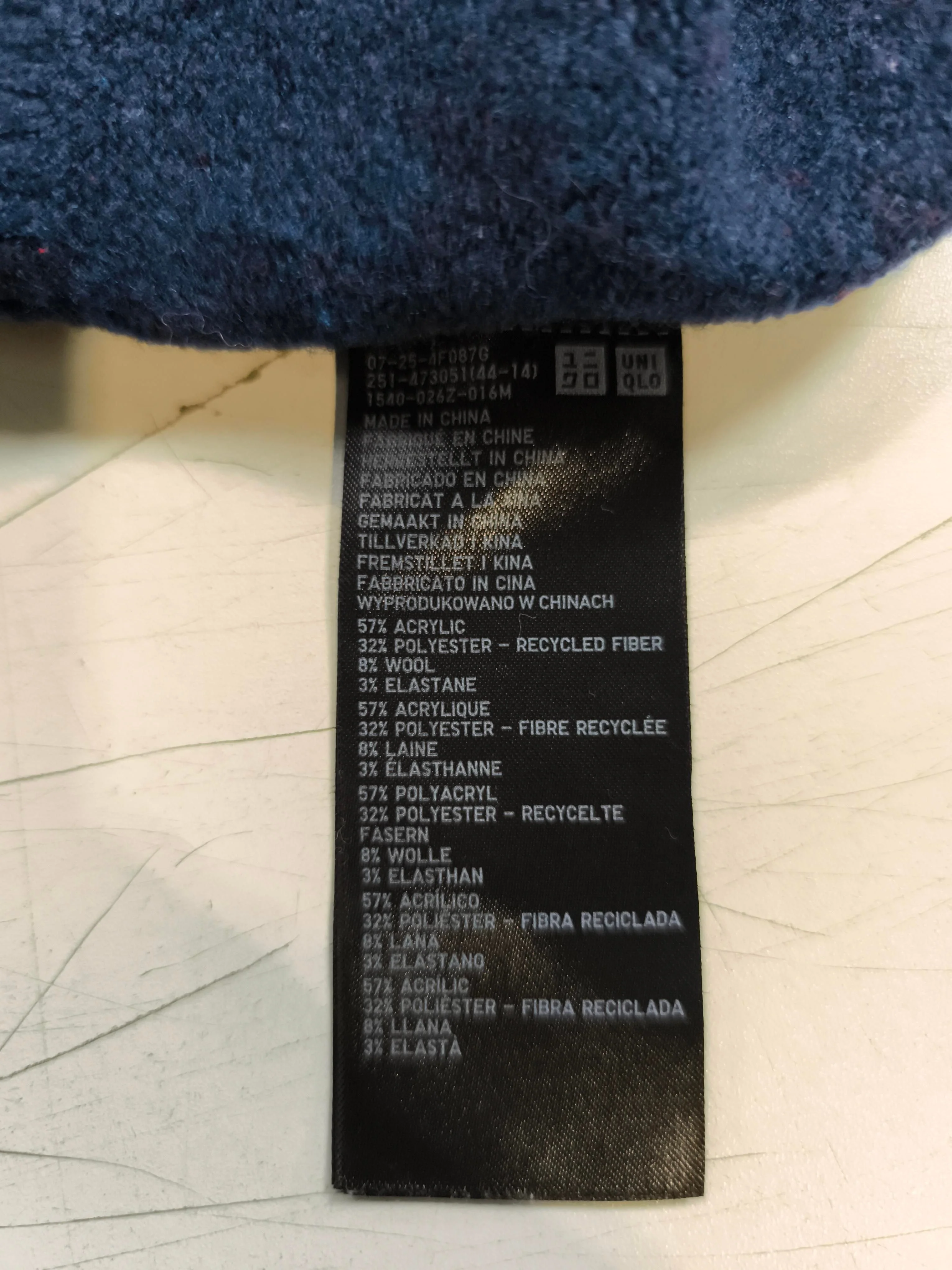 Uniqlo Men's Jumper L Blue Acrylic with Polyester, Wool, Elastane Pullover - Image 7