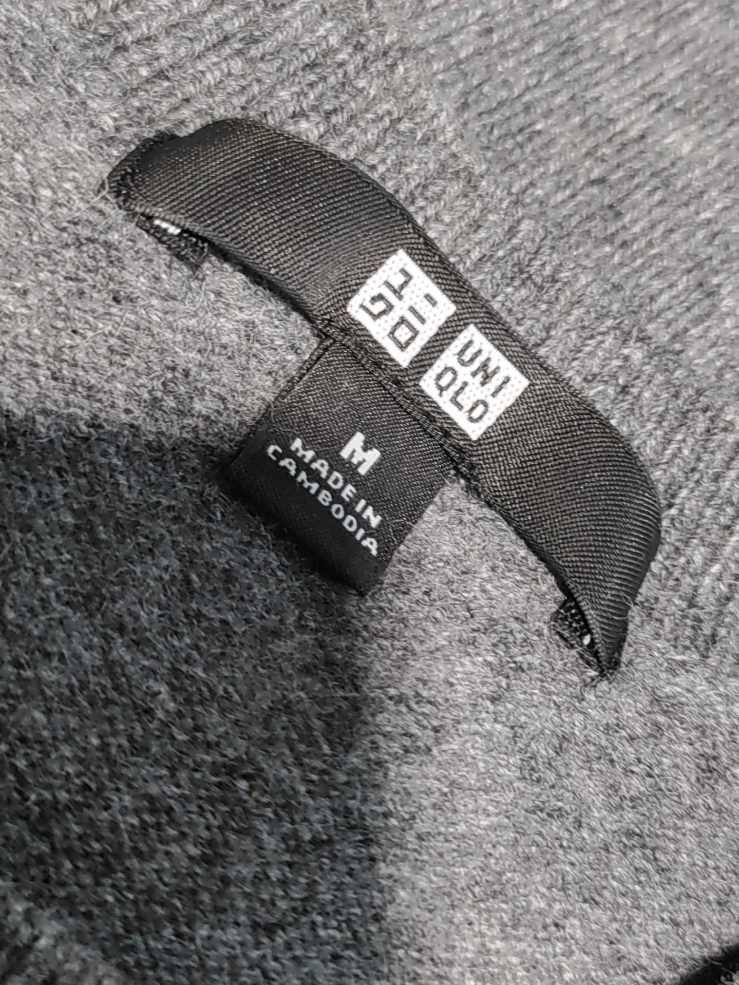 Uniqlo Men's Jumper M Grey 100% Cashmere Crew Neck Pullover - Image 5