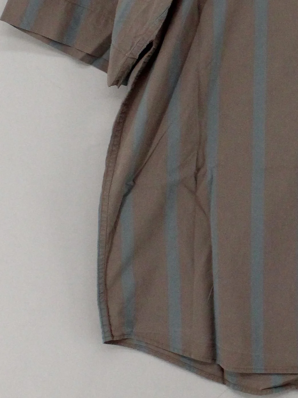 Uniqlo Men's Shirt M Brown Striped 100% Cotton Basic - Image 4