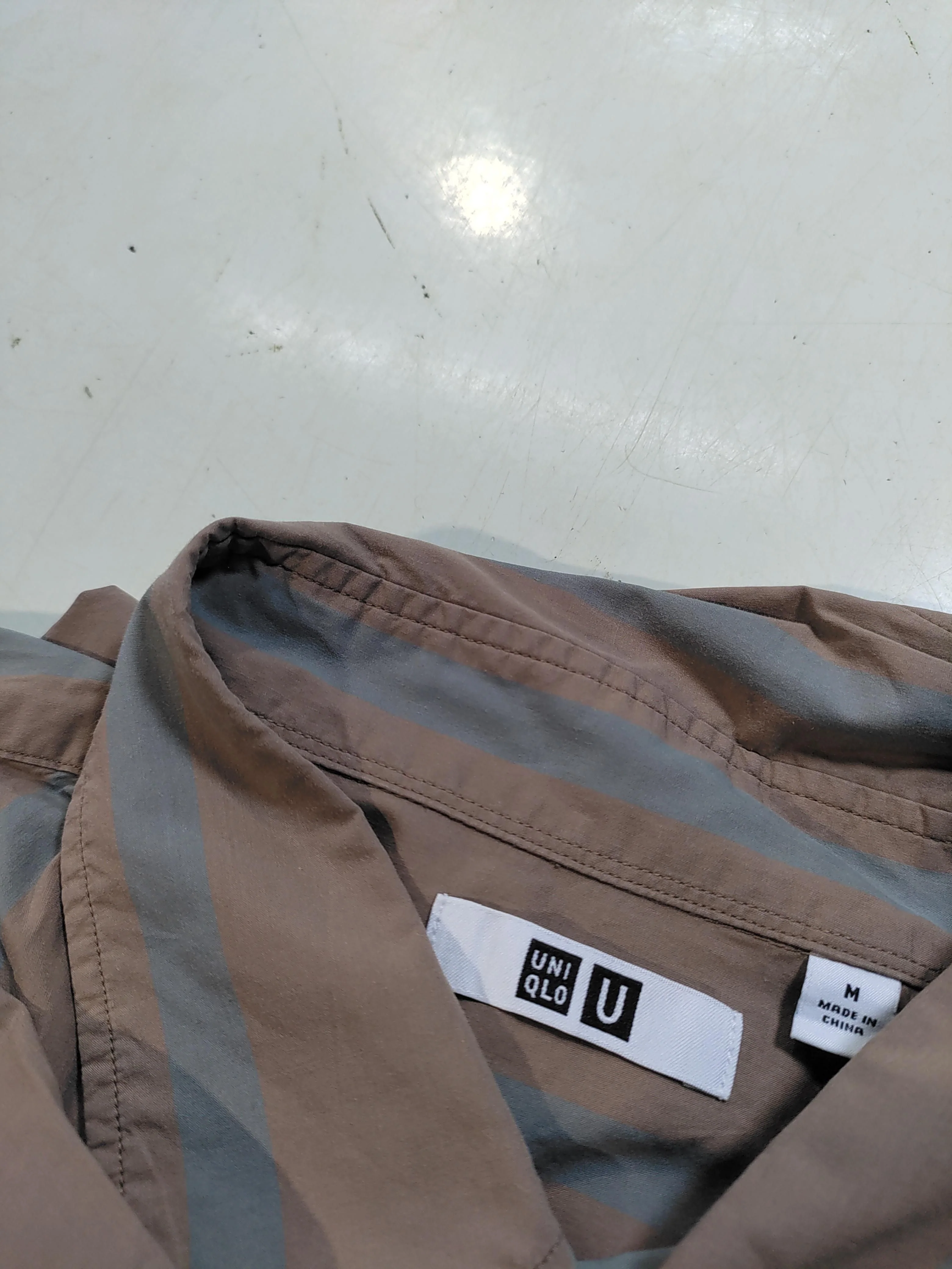 Uniqlo Men's Shirt M Brown Striped 100% Cotton Basic - Image 5