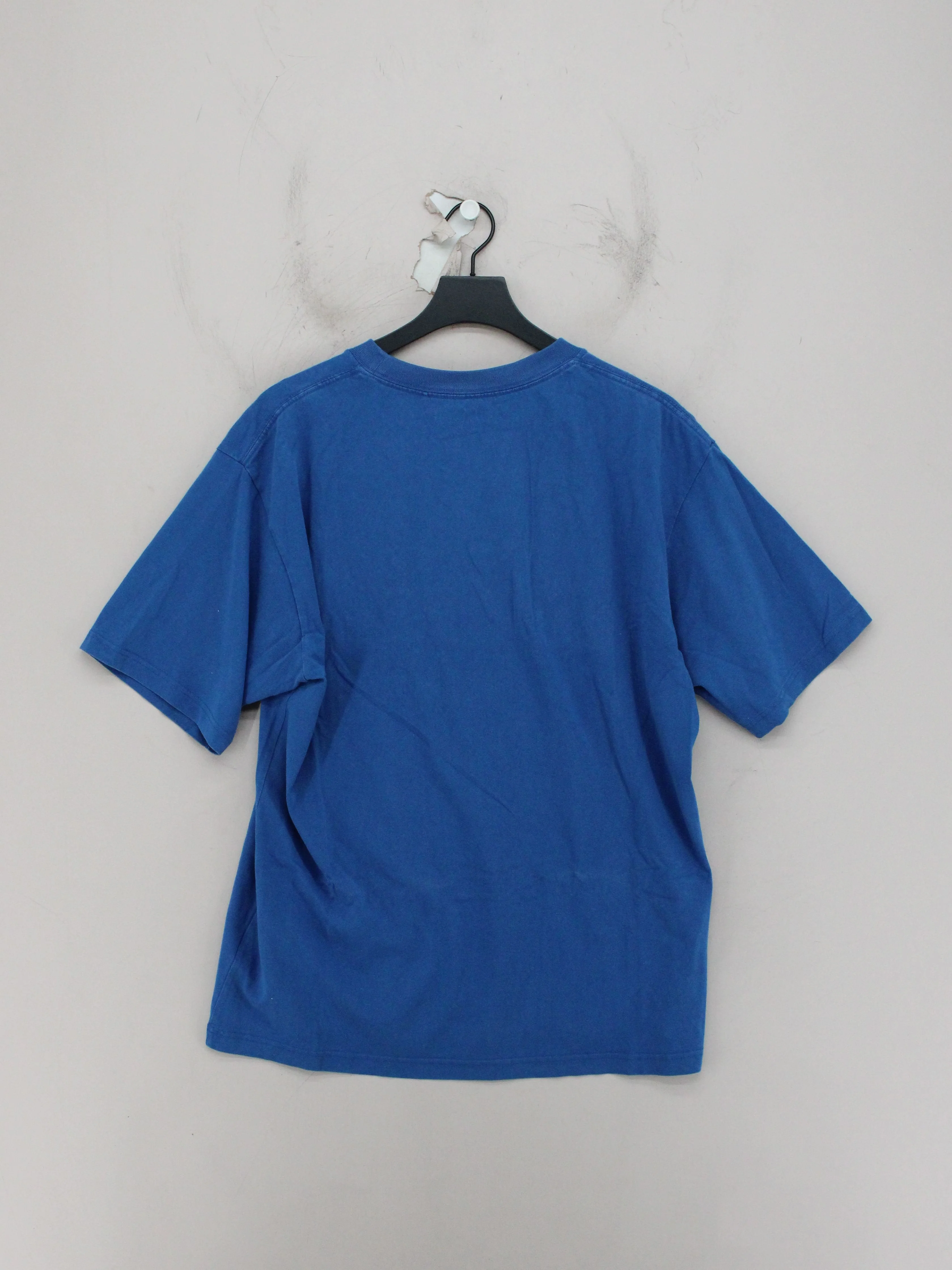 Uniqlo Men's T-Shirt L Blue Graphic 100% Cotton Basic - Image 2