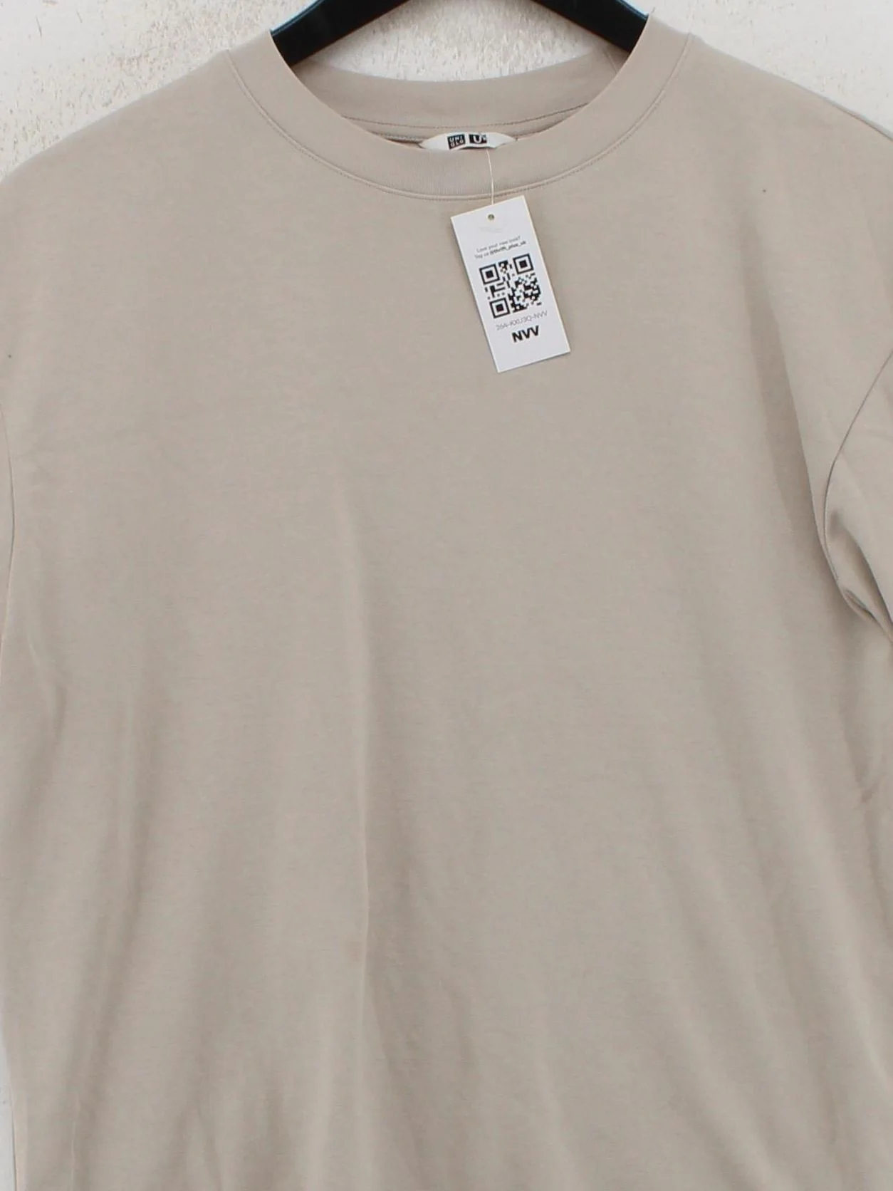 Uniqlo Men's T-Shirt S Cream Cotton with Polyester, Elastane Basic - Image 3