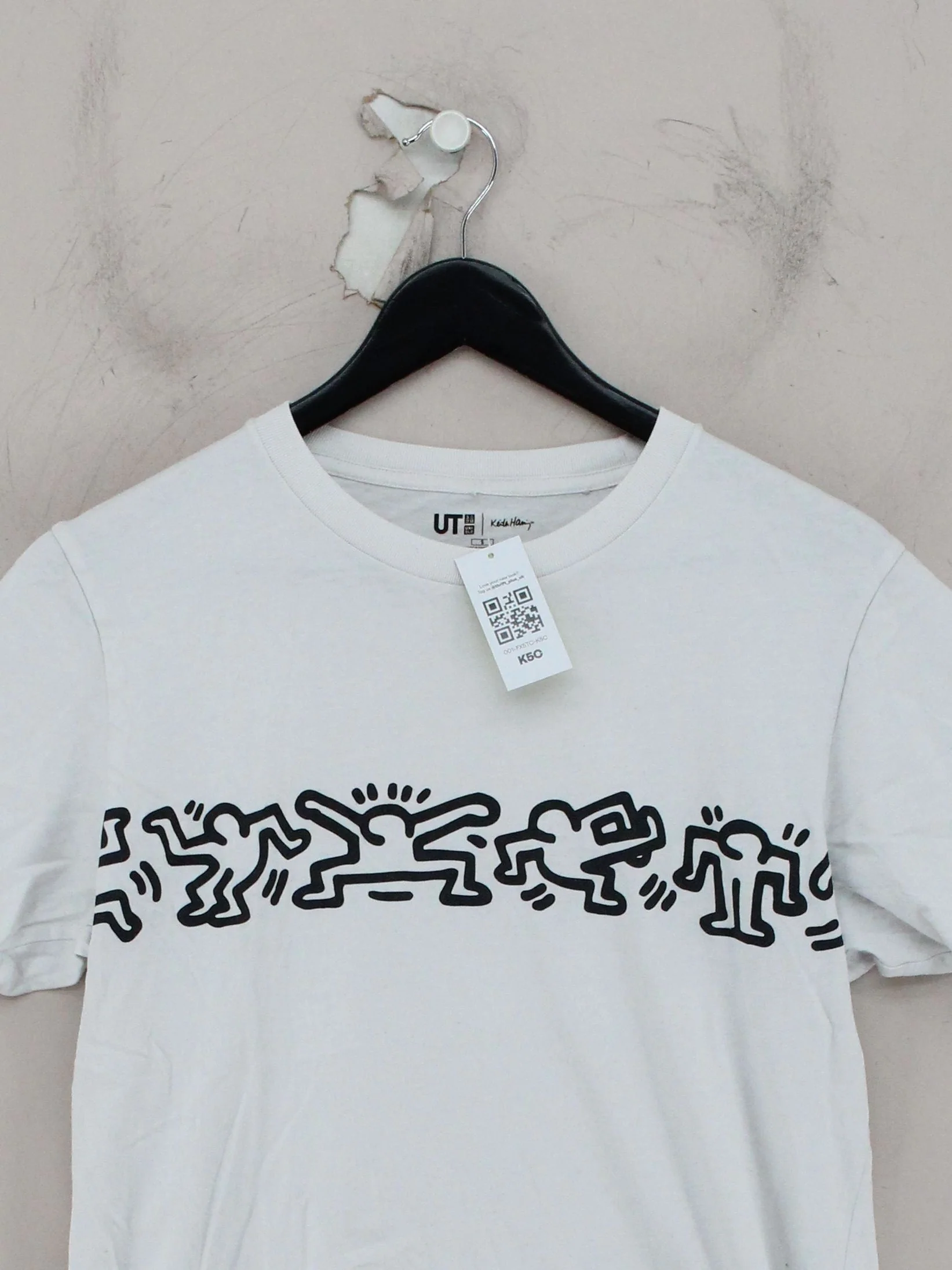 Uniqlo Men's T-Shirt S White Graphic 100% Cotton Basic - Image 3