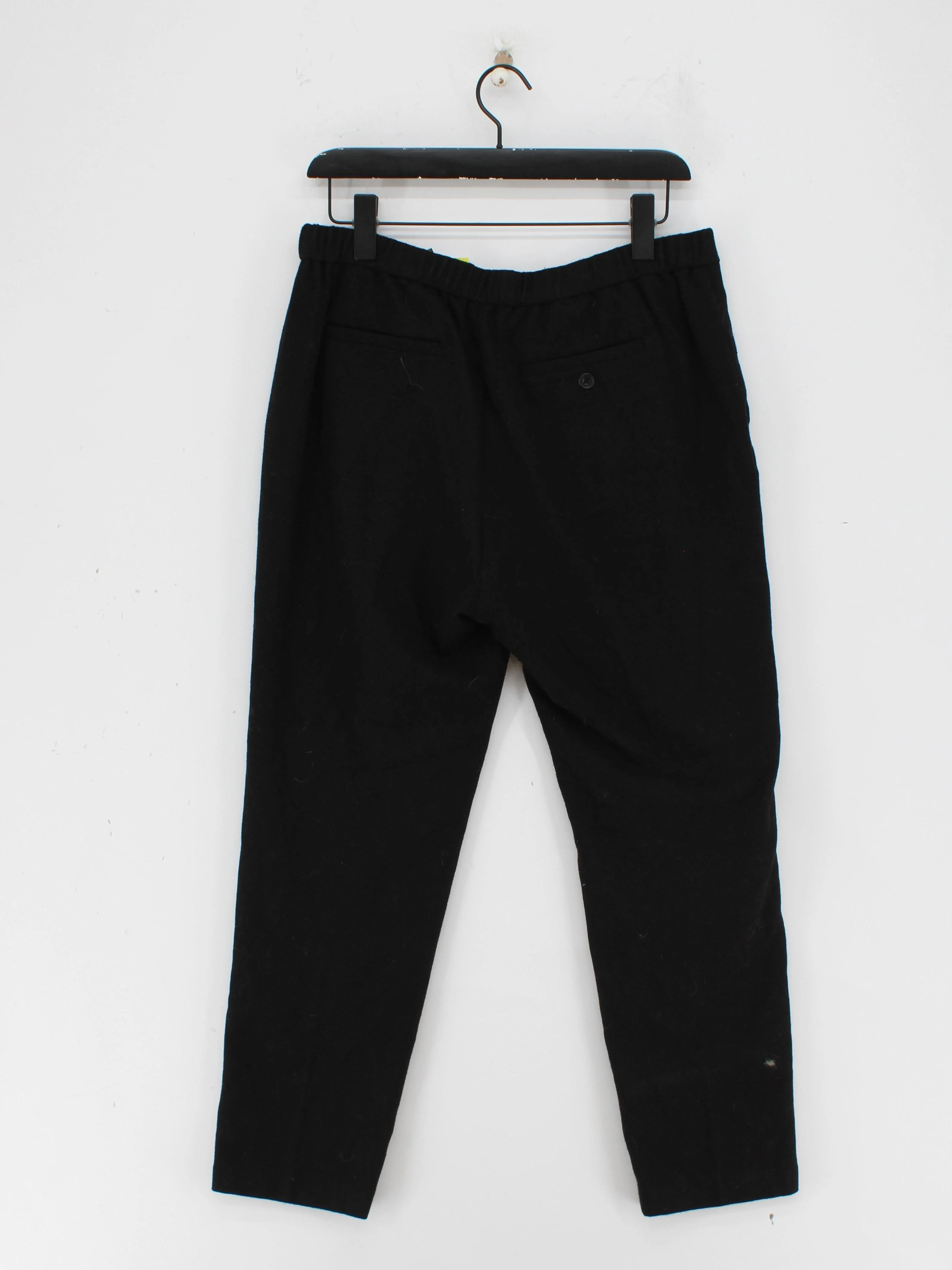 Uniqlo Men's Trousers L Black Wool with Viscose, Polyester Tapered Chino - Image 2
