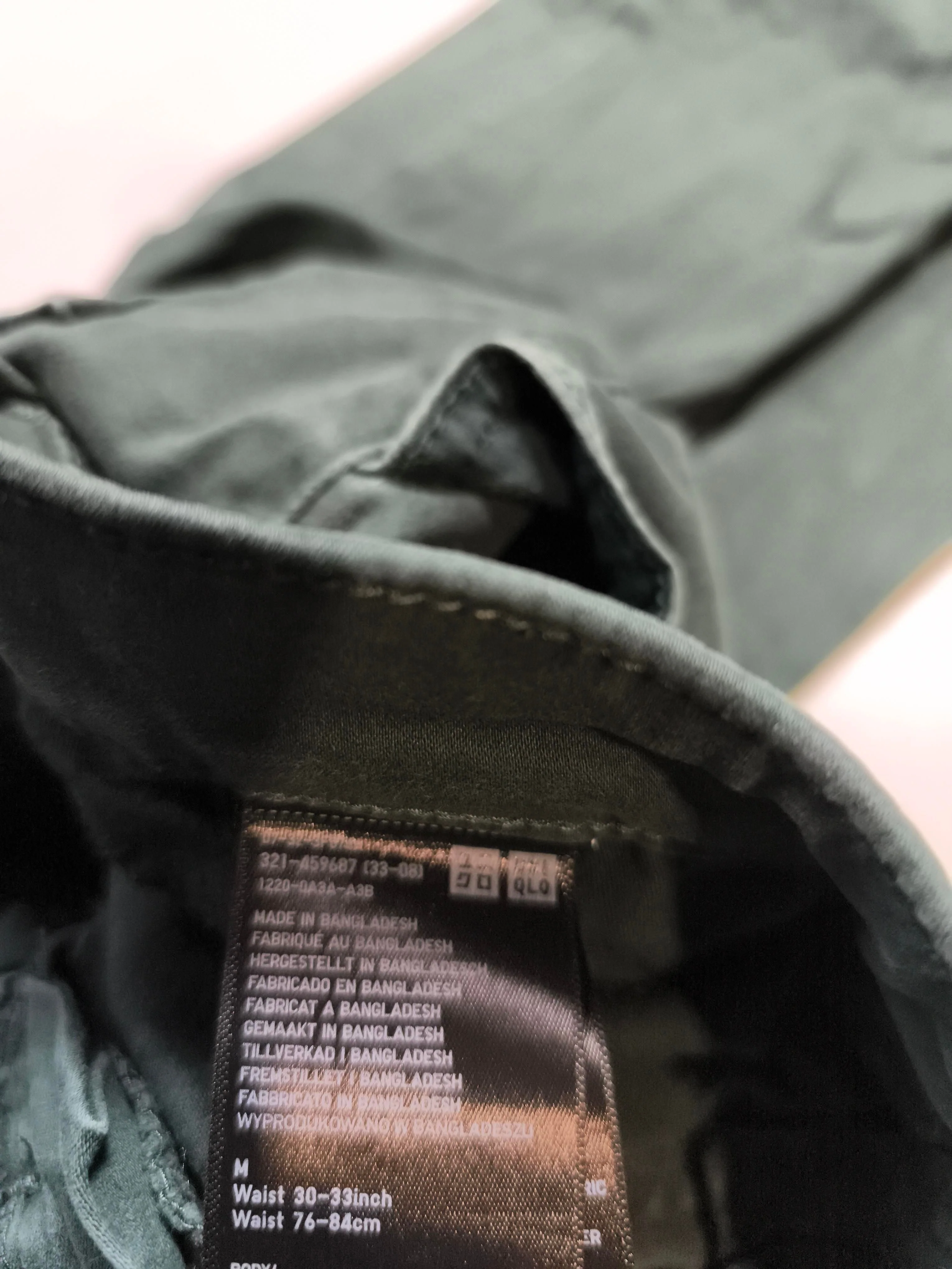 Uniqlo Men's Trousers M Green Cotton with Elastane Tapered Chino - Image 6