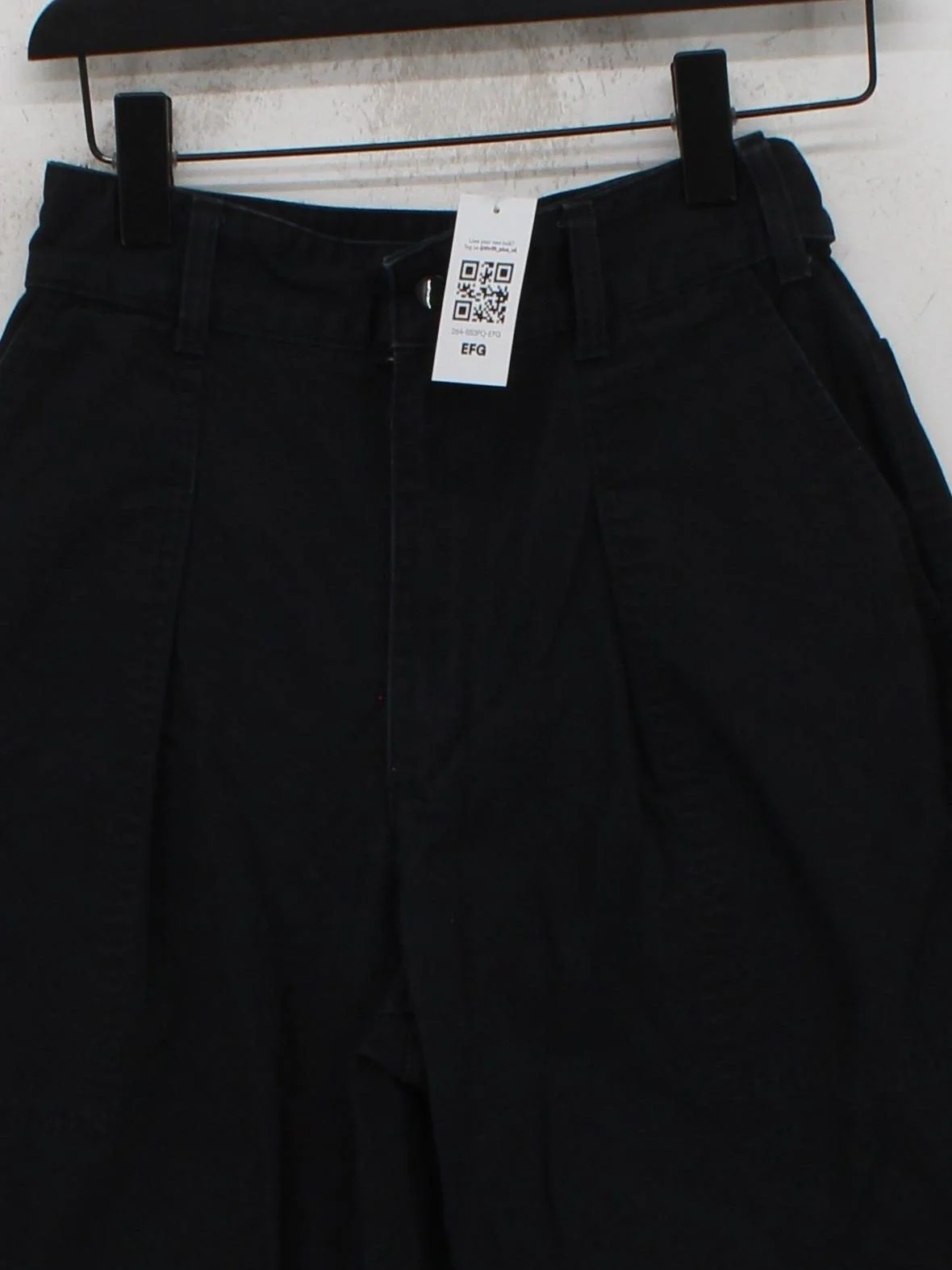 Uniqlo Men's Trousers W 25 in Black 100% Cotton Tapered Chino - Image 3