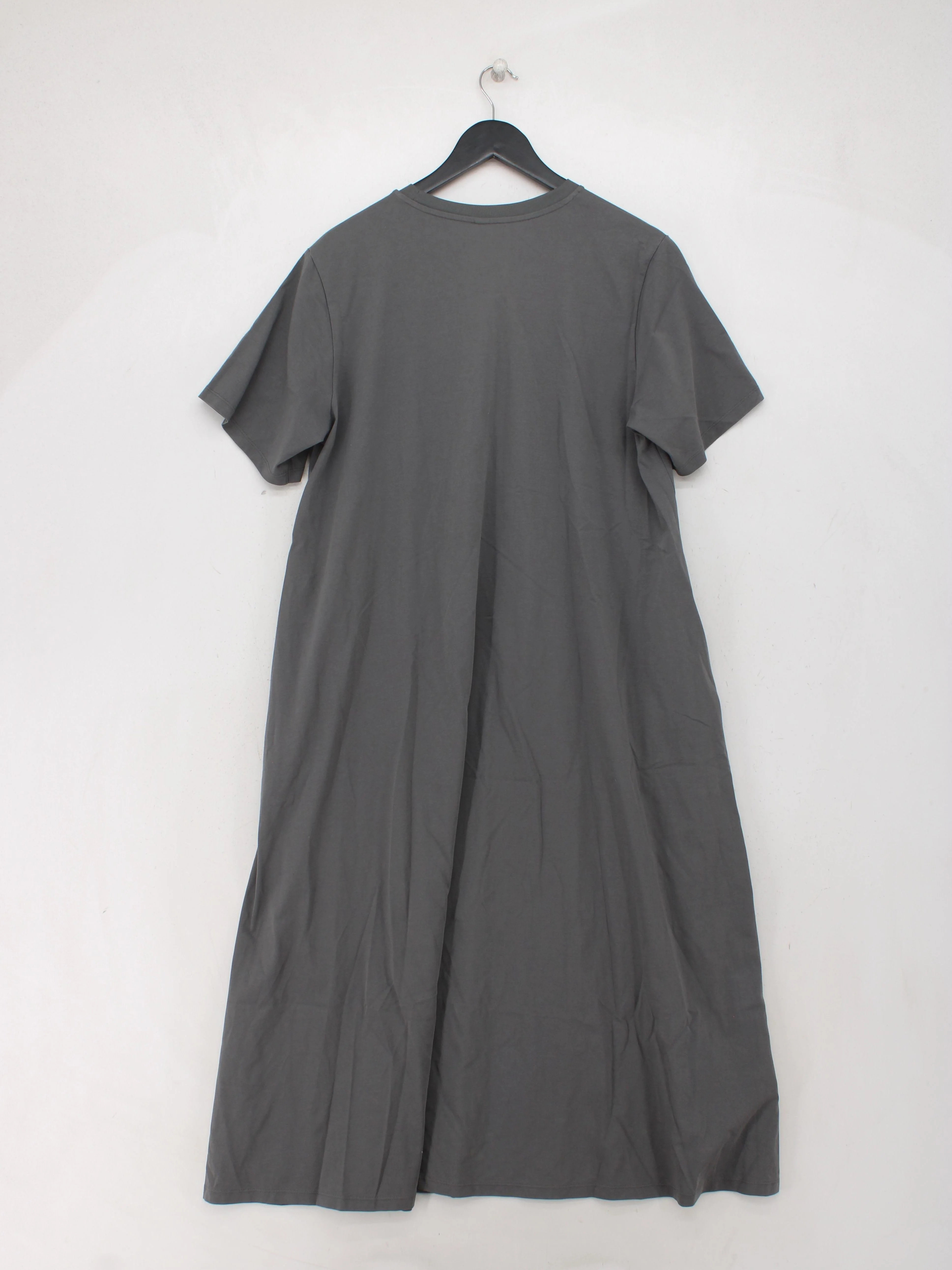 Uniqlo T-Shirt Midi Dress XL in Grey - Image 2