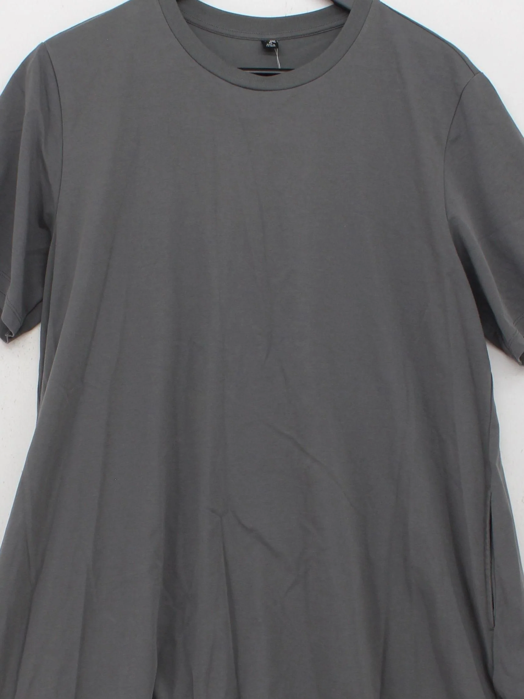 Uniqlo T-Shirt Midi Dress XL in Grey - Image 3