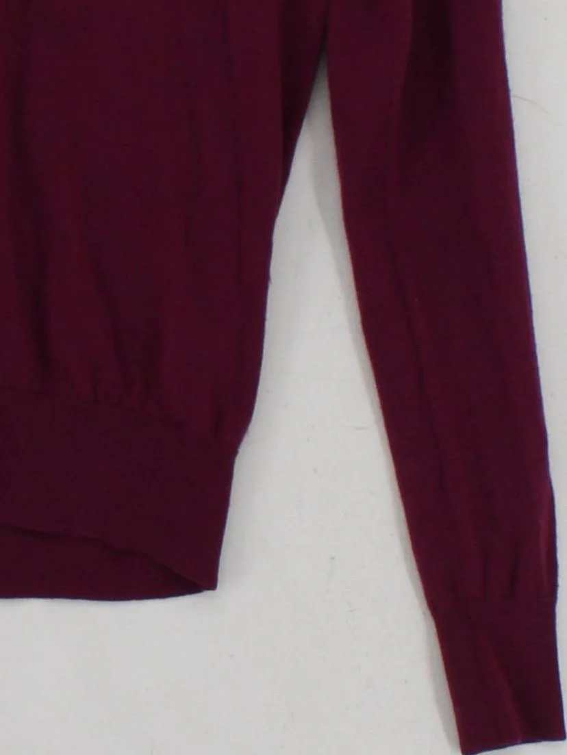 Uniqlo Women's Cardigan XS Red 100% Wool V-Neck Cardigan - Image 4