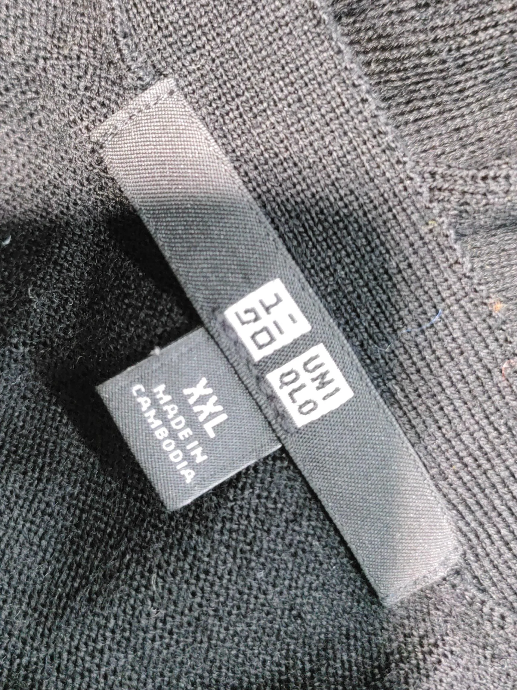 Uniqlo Women's Cardigan XXL Black 100% Wool V-Neck Cardigan - Image 5