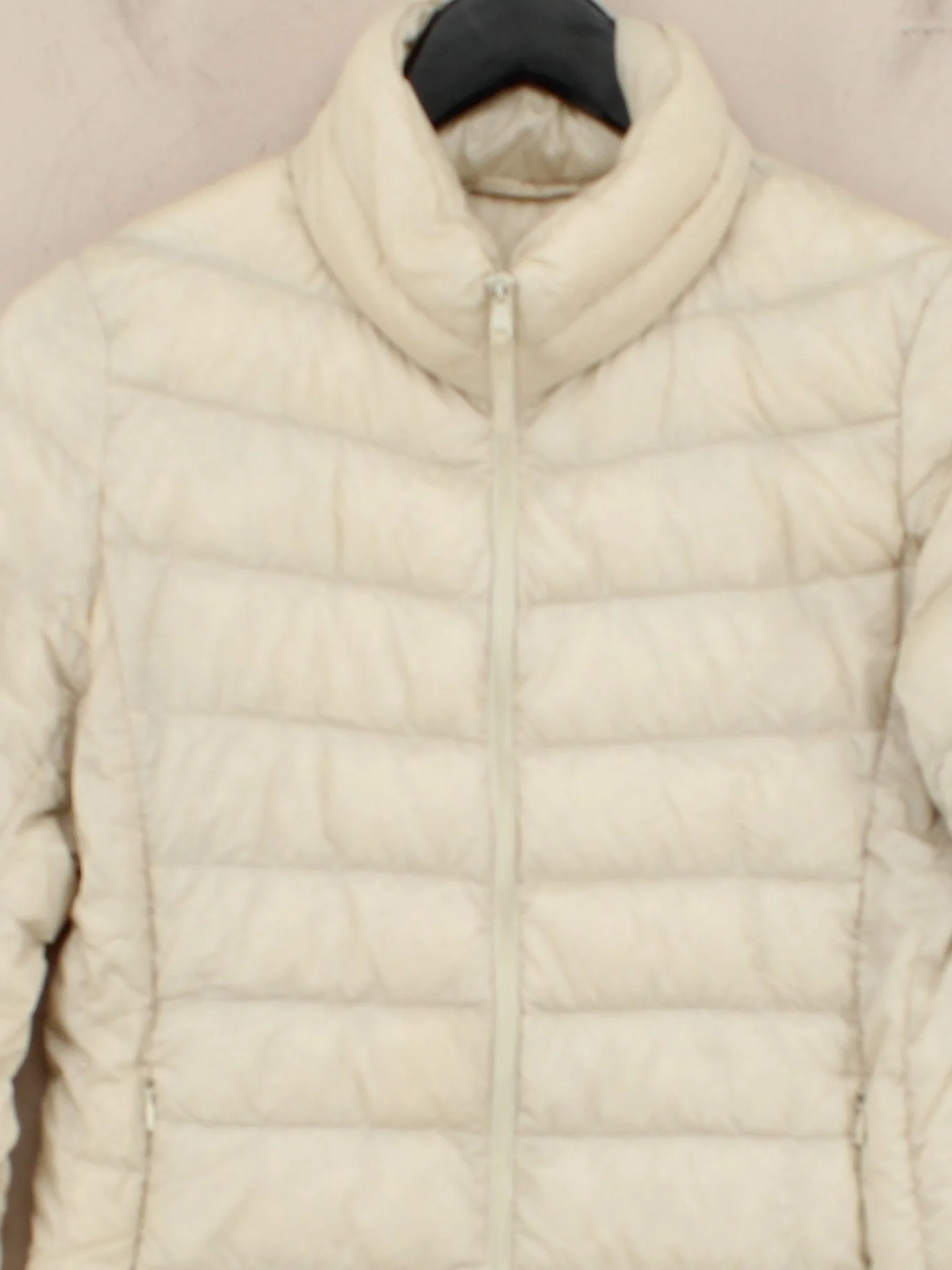 Uniqlo Women's Coat Chest: 34 in Cream Nylon with Wool Quilted - Image 3