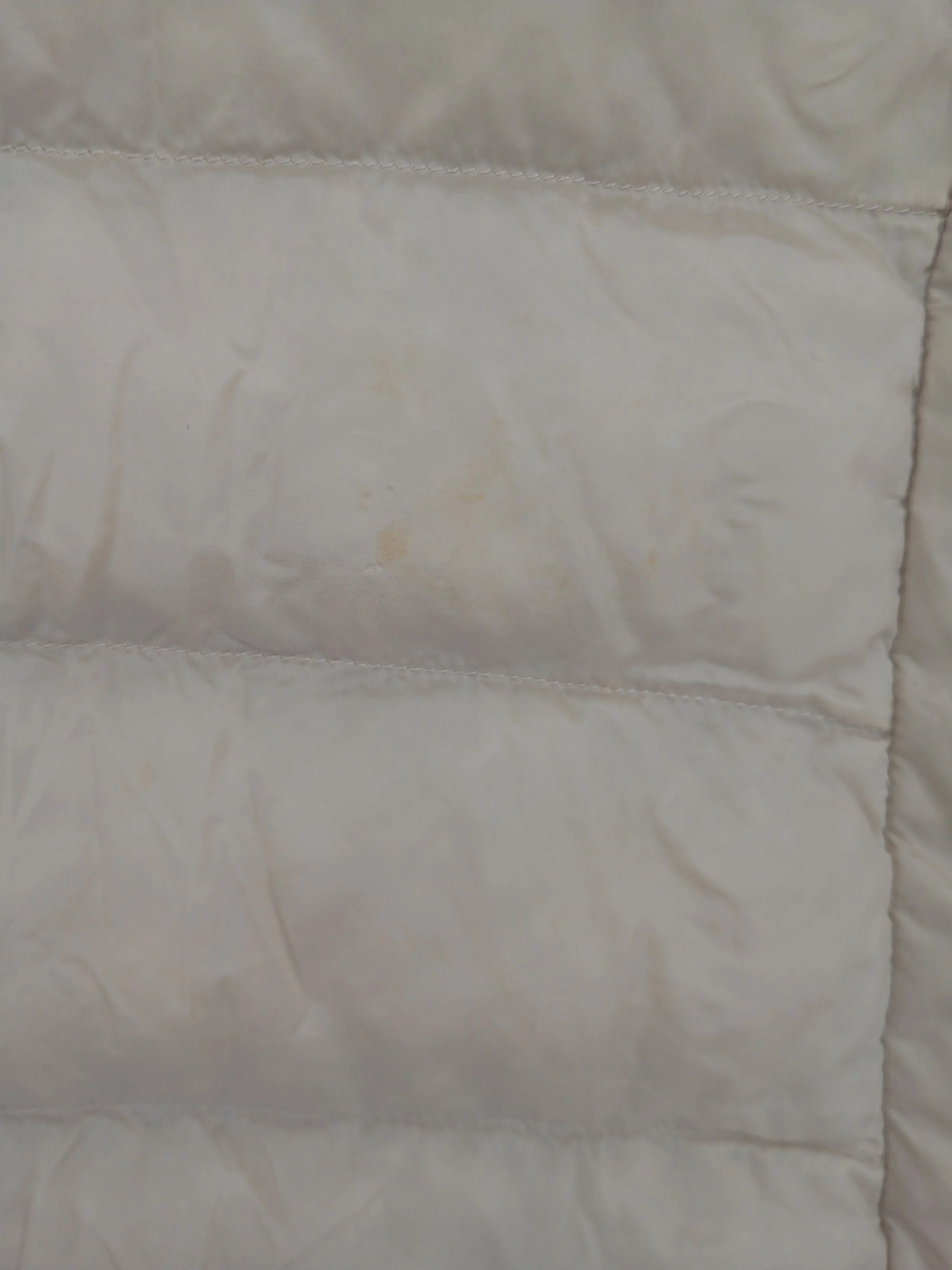 Uniqlo Women's Coat Chest: 34 in Cream Nylon with Wool Quilted - Image 5