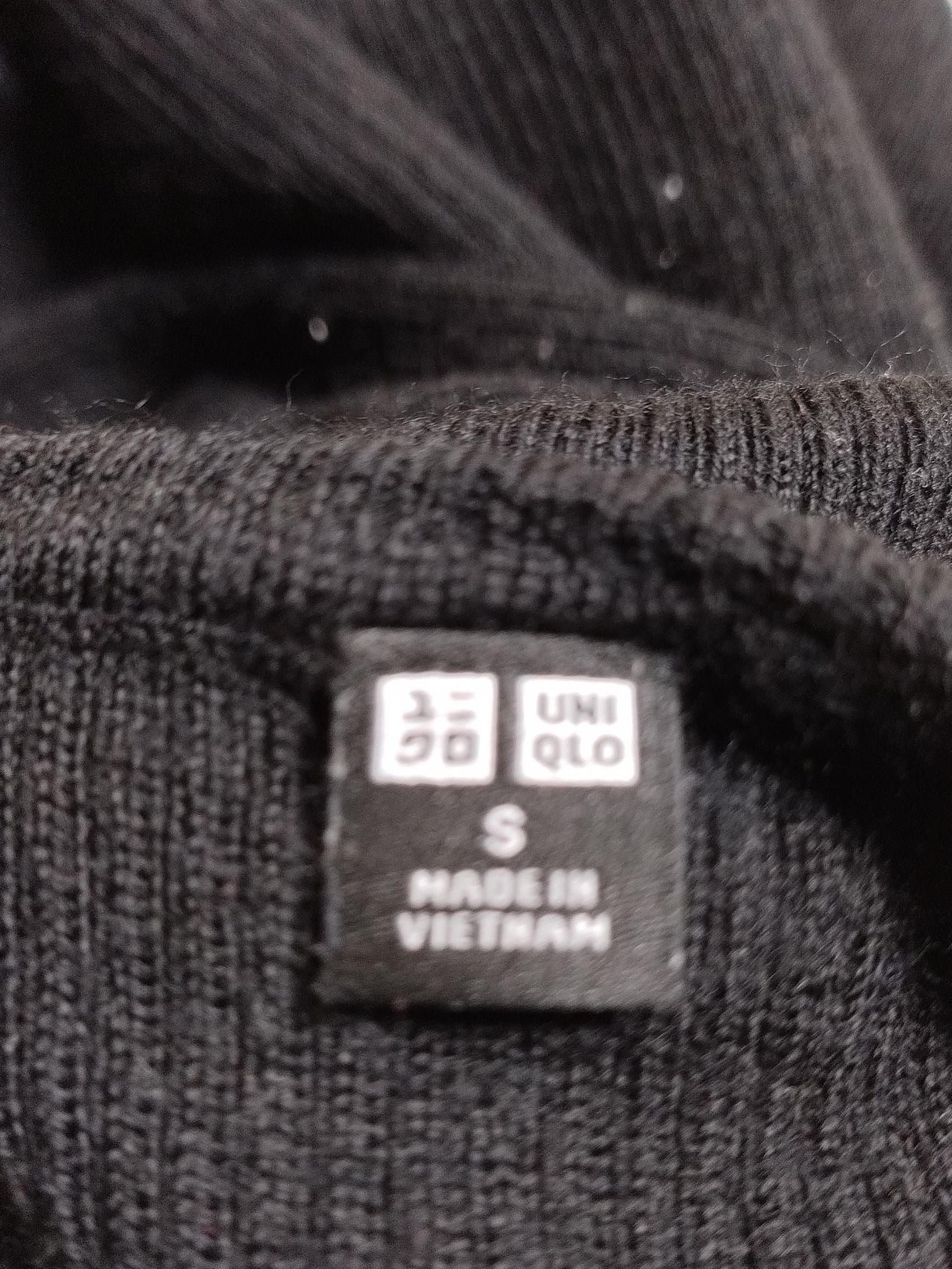 Uniqlo Women's Jumper S Black 100% Other Roll Neck Pullover - Image 6