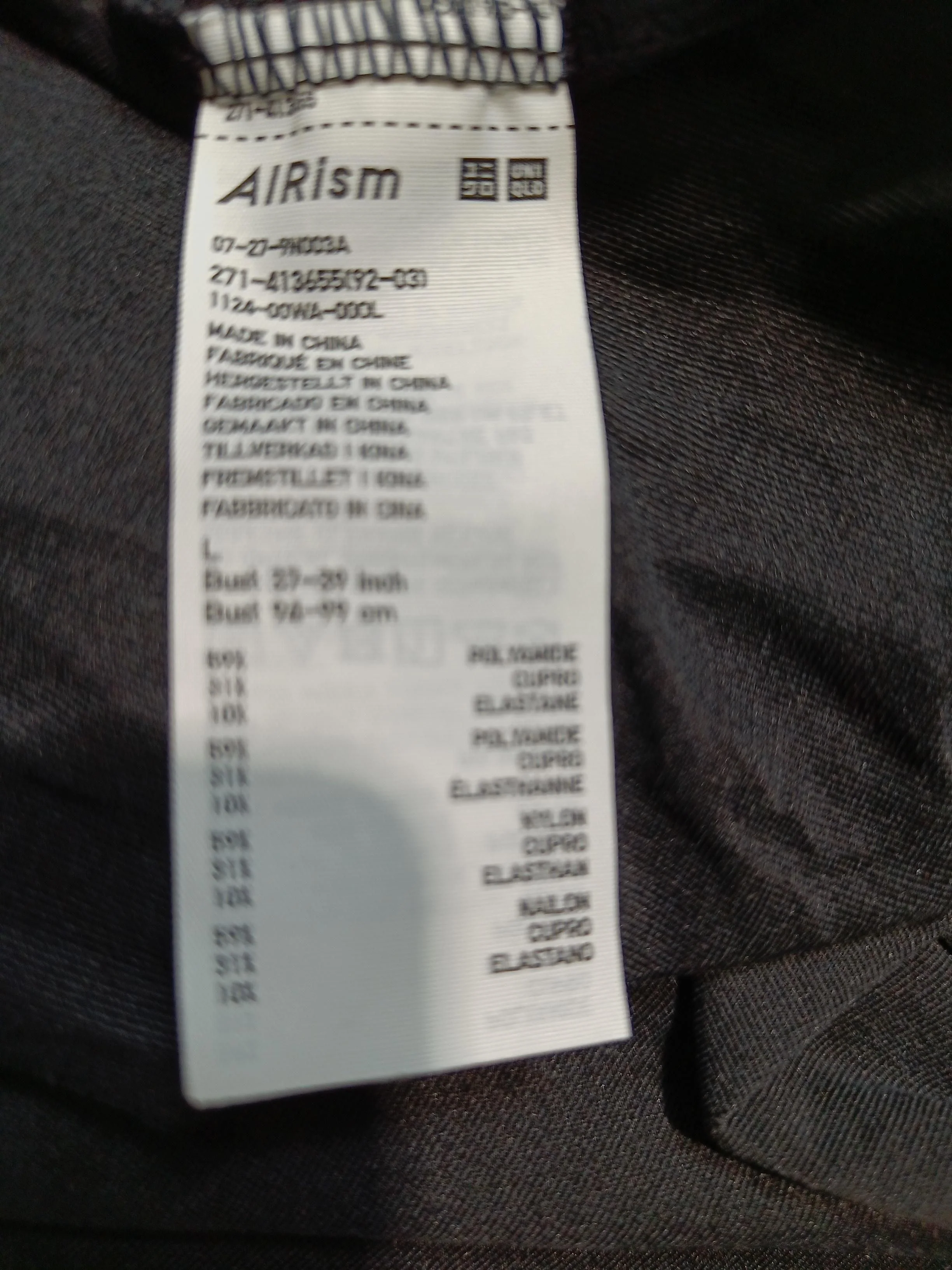 Uniqlo Women's T-Shirt L Black Polyamide with Elastane, Rayon Basic - Image 6