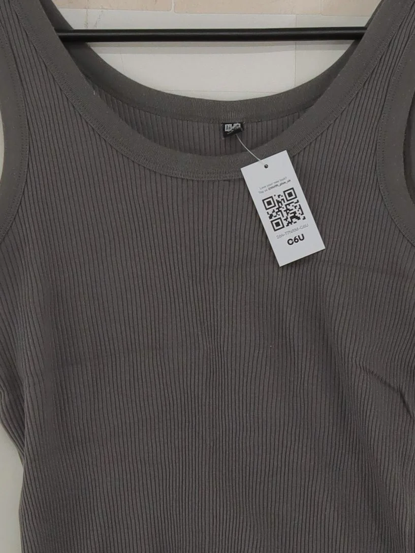 Uniqlo Women's T-Shirt M Grey Cotton with Elastane Sleeveless Round Neck Basic - Image 3