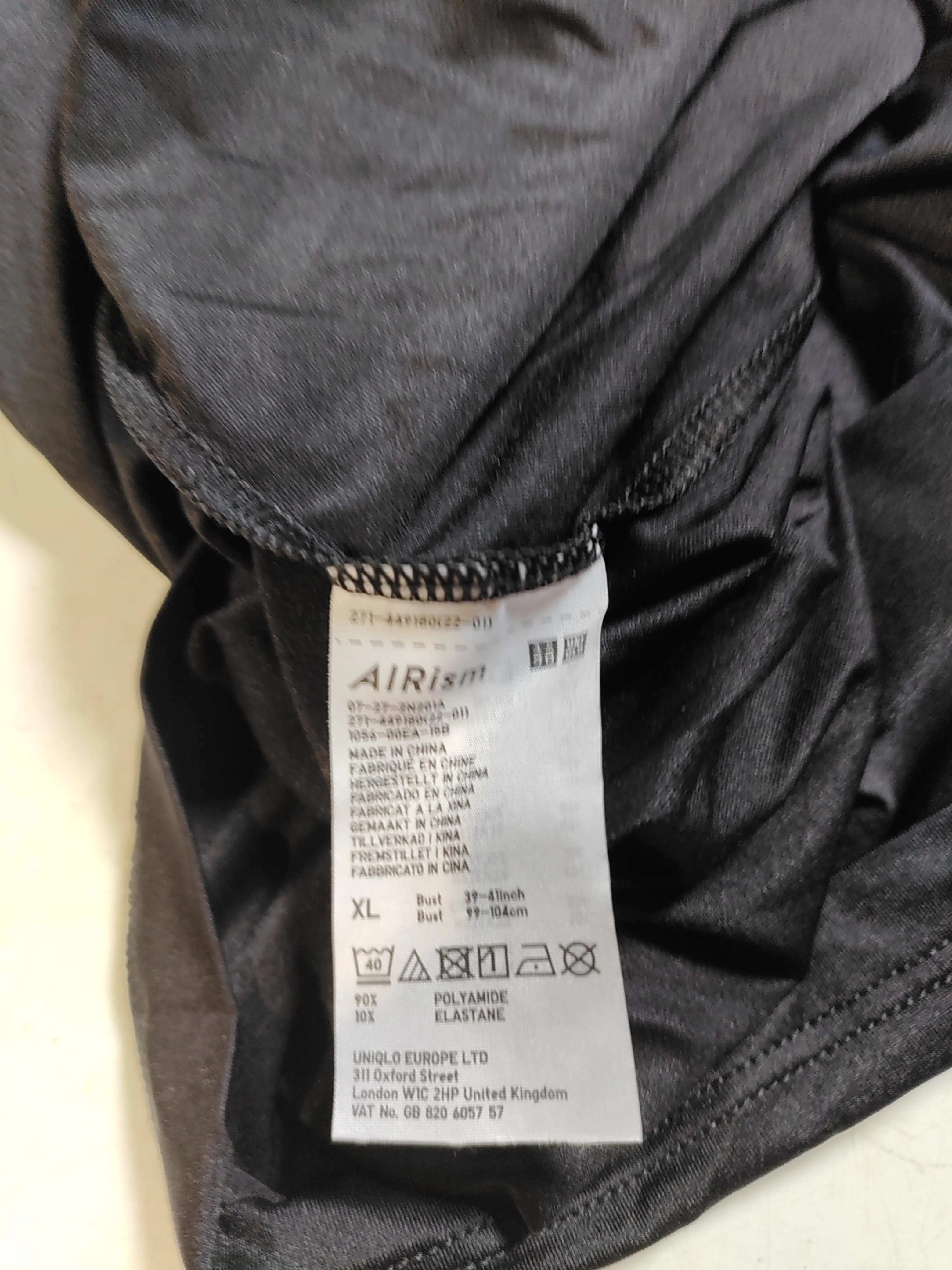 Uniqlo Women's Top XL Black Polyamide with Elastane Long Sleeve Round Neck Basic - Image 7