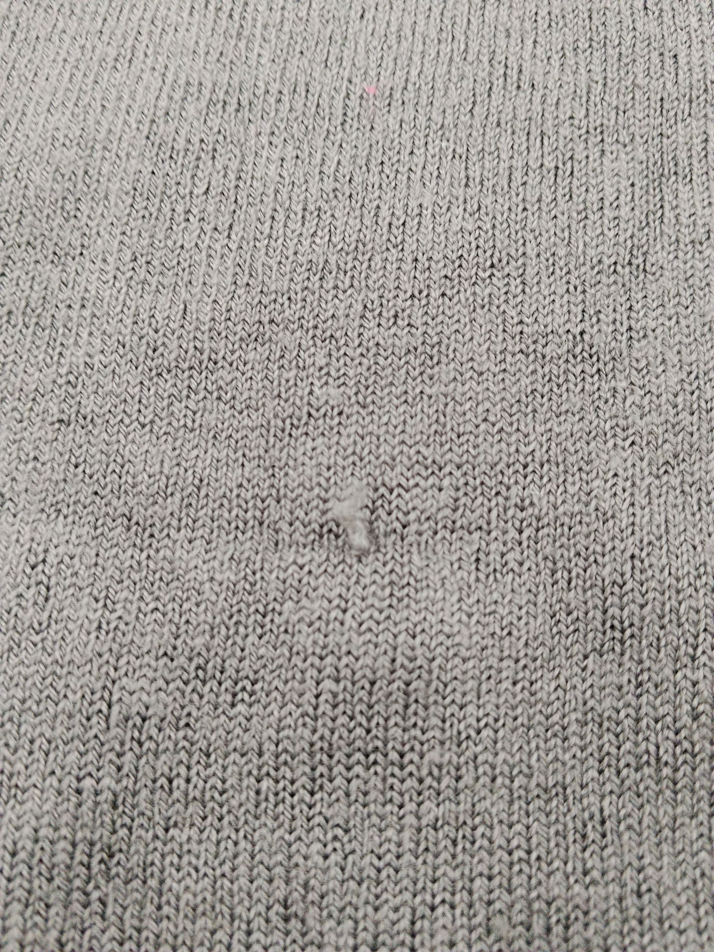 United Colors Of Benetton Men's Scarf Grey 100% Viscose Scarf - Image 5