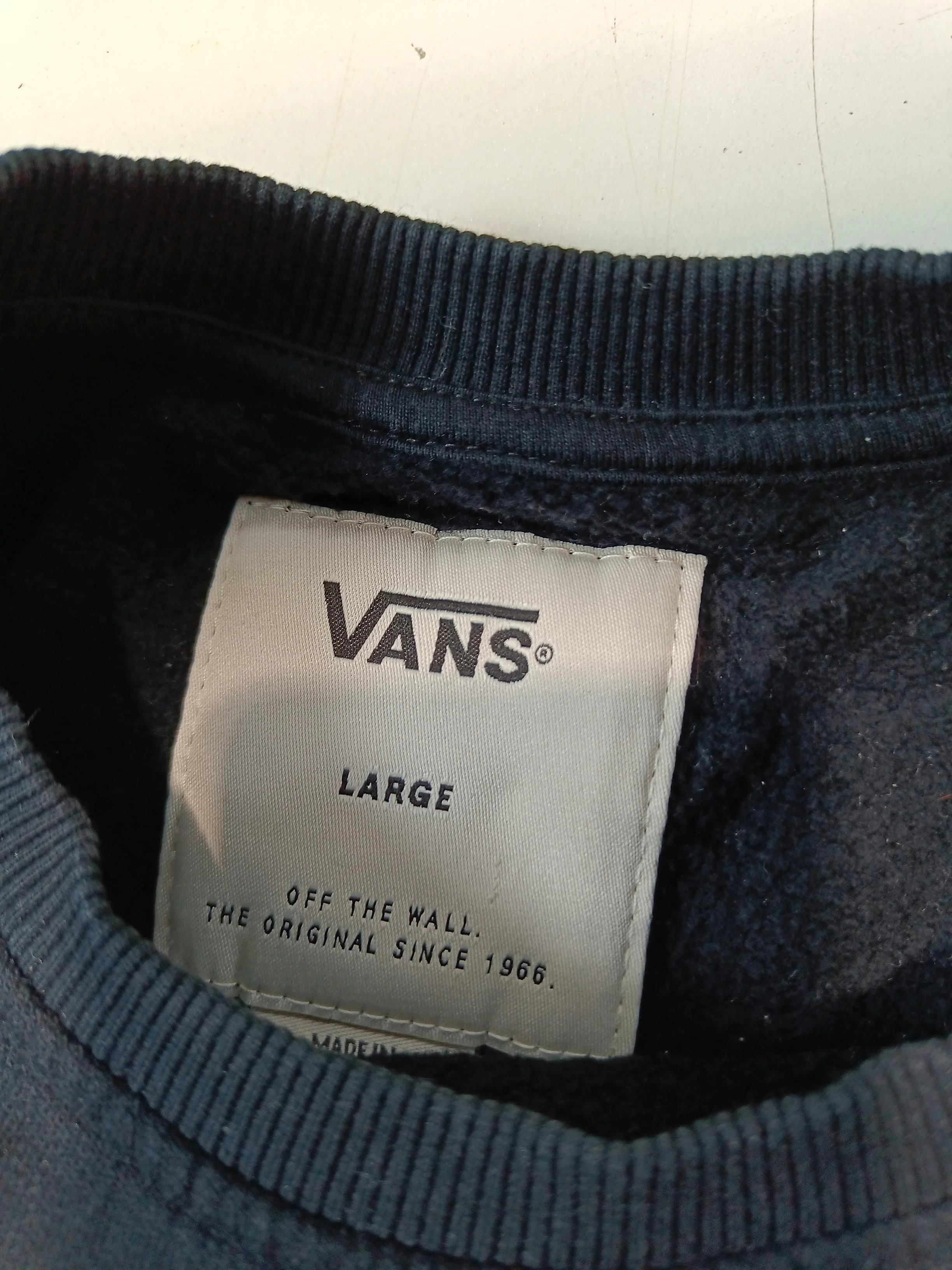Vans Men's Hoodie L Black Graphic 100% Cotton Pullover - Image 5