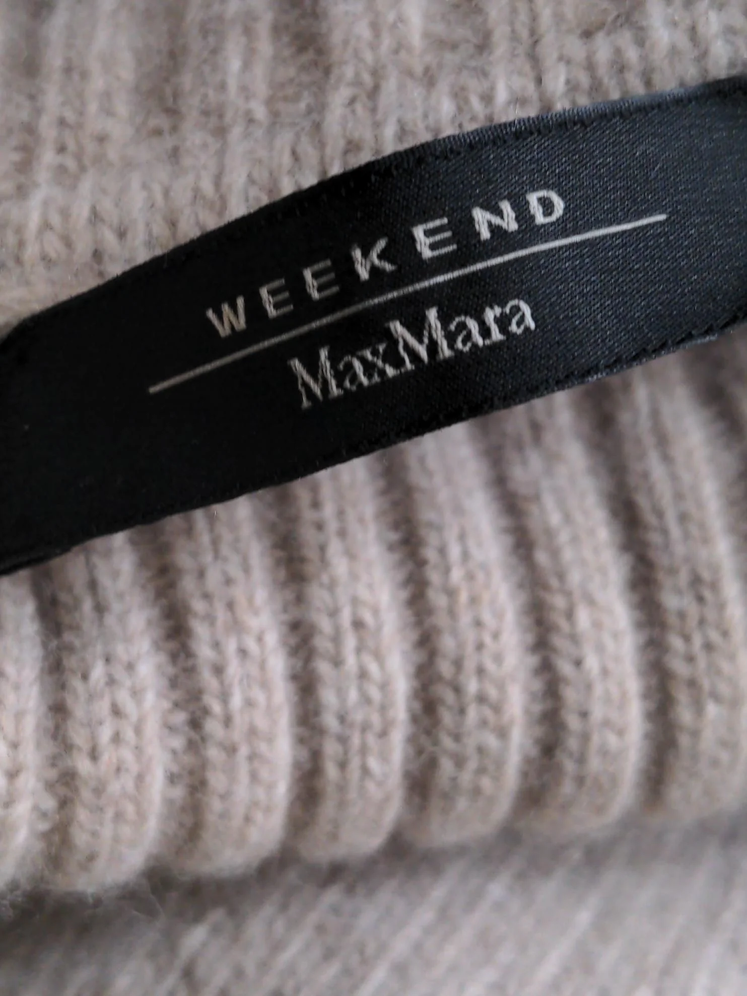 Weekend Max Mara Women's Jumper L Cream 100% Wool Roll Neck Pullover - Image 5